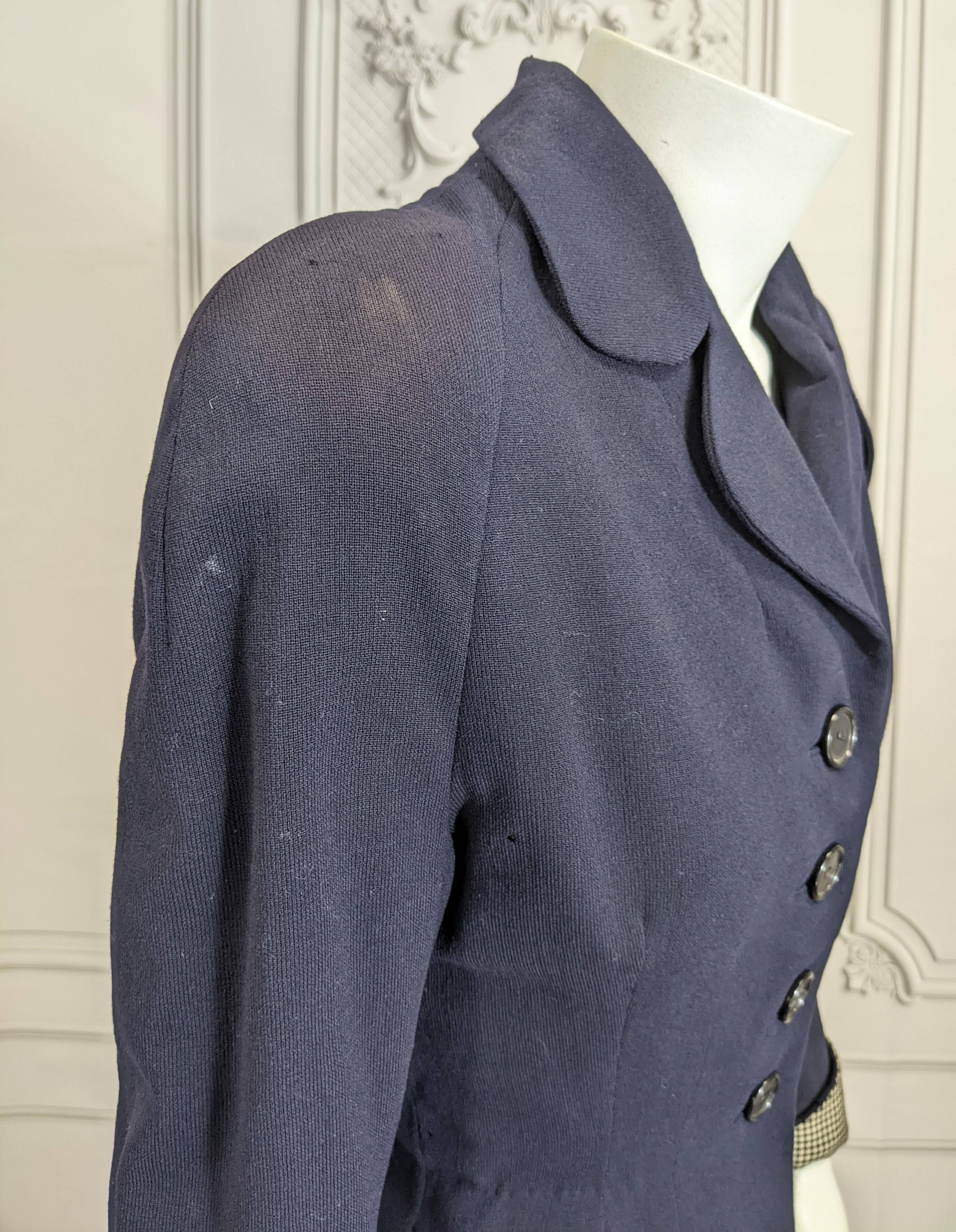 1940's Wool Cold Shoulder Houndstooth Jacket For Sale 2