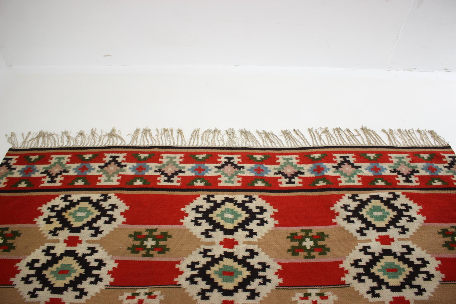 1940s Wool Rug/Carpet, Czechoslovakia  For Sale 2