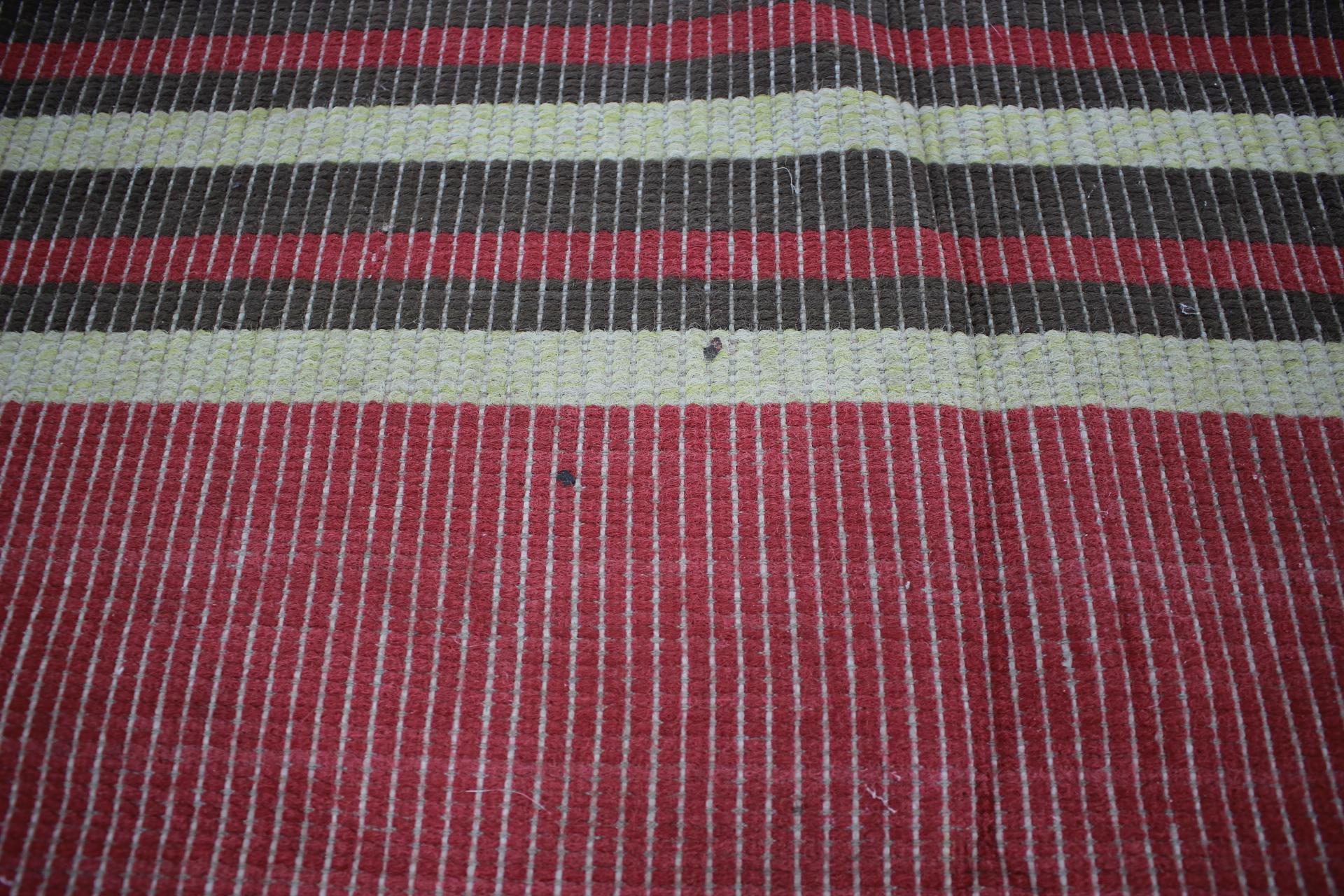 1940s Wool Rug, Czechoslovakia For Sale 1