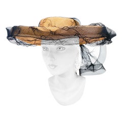 Chapeau Panama tissé avec filet de toile araignée et drapé des années 1940