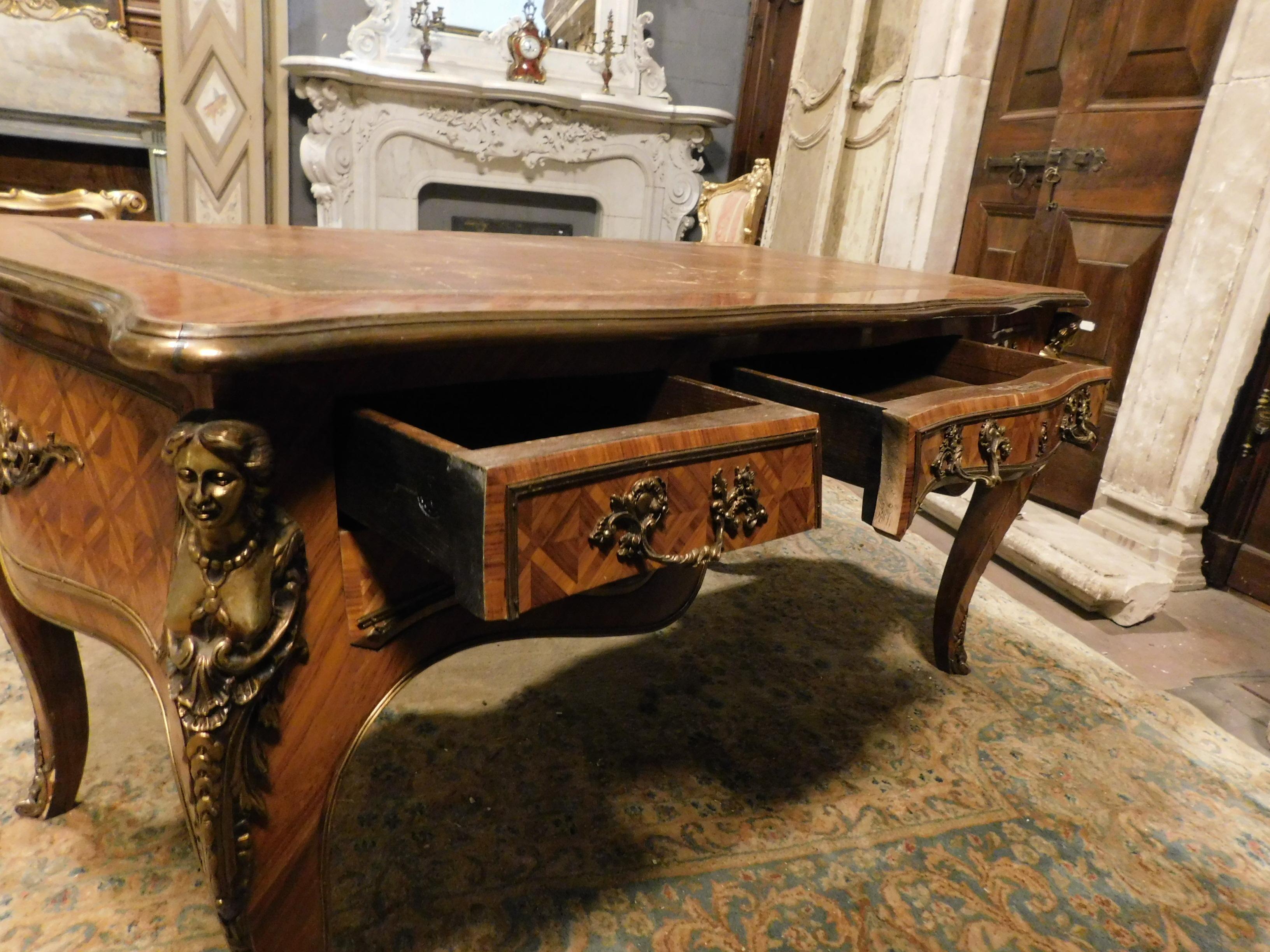 1940s Writing Table, with Drawers and Gilded Bronzes, Italy For Sale 5