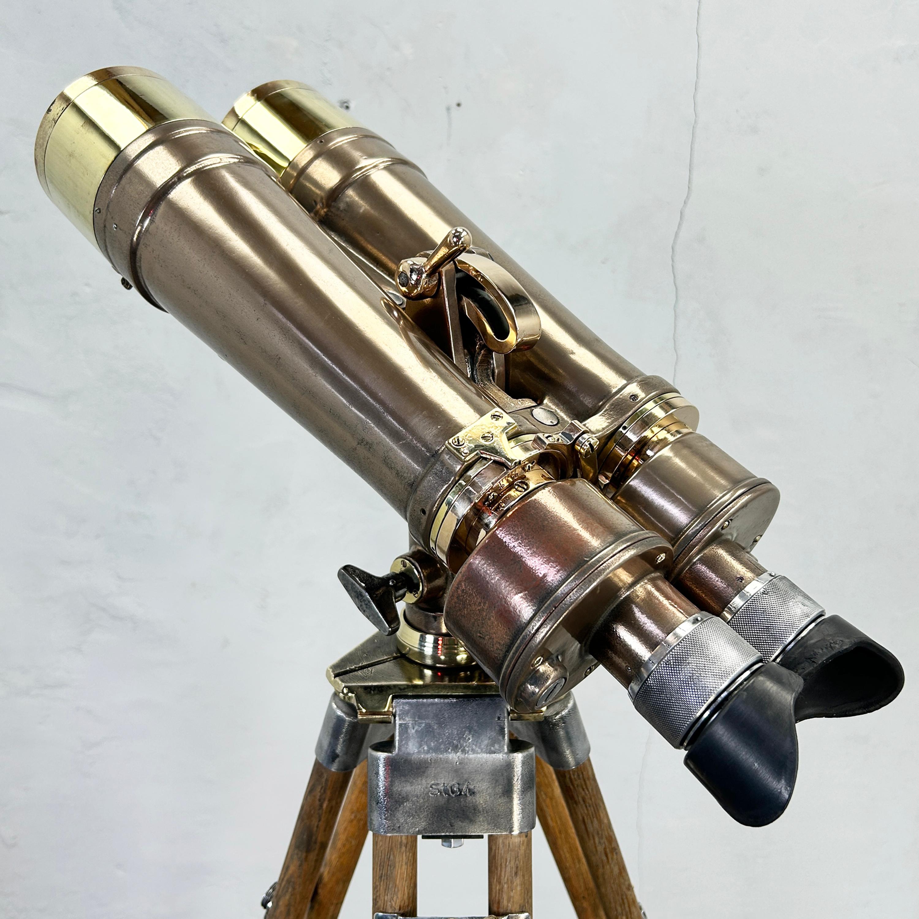 1940's WW2 Nikon 15 x 80 4 degree Naval Binocular - Bronze c/w Original Box In Good Condition In Leicester, Leicestershire