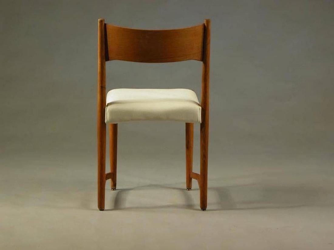 Mid-20th Century 1941 Fully Restored Danish Hans J. Wegner Oak Dining Chair 