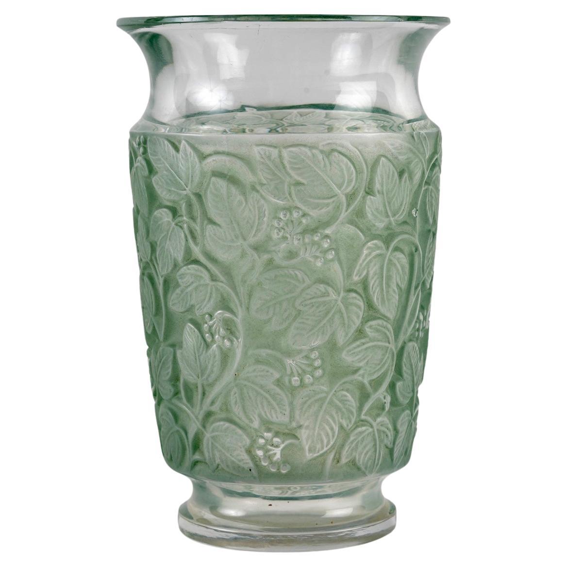 1941 René Lalique Vase Deauville Glass with Green Patina For Sale