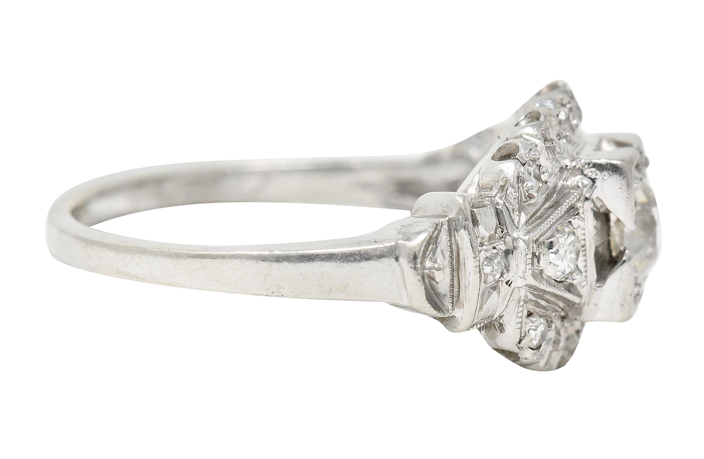 1941, Retro 0.60 Carat Diamond Platinum Vintage Princess Fishtail Band