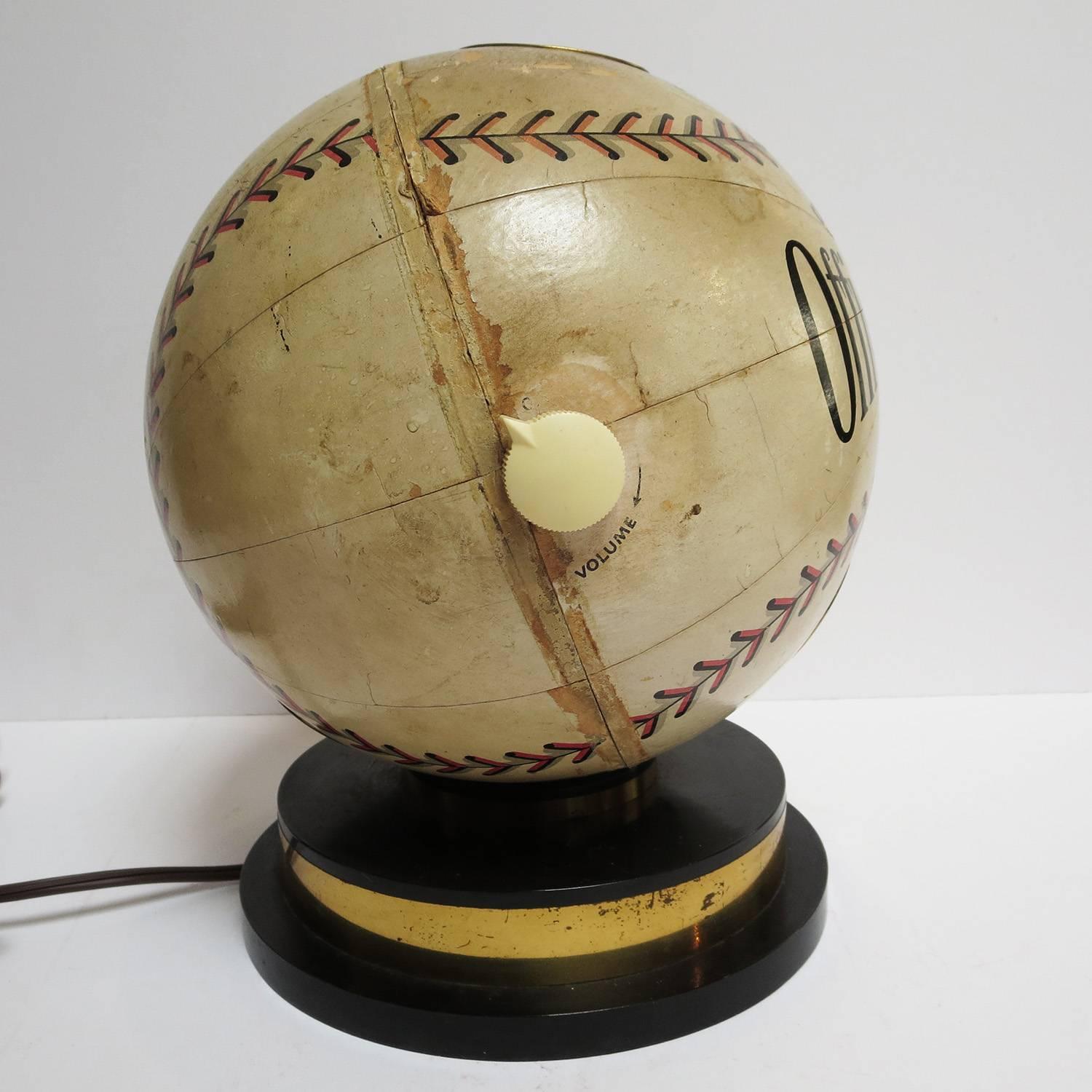 1941 Trophy Baseball Radio, Working Condition For Sale 1