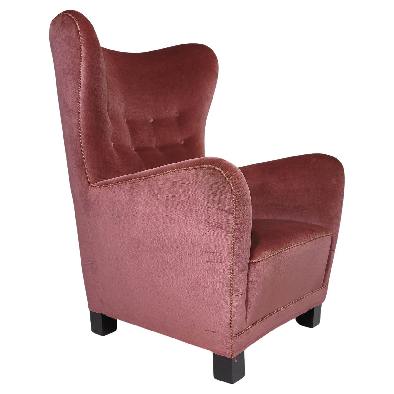 1942 Fritz Hansen High-back Lounge Chair #1672 in Original Mohair For Sale