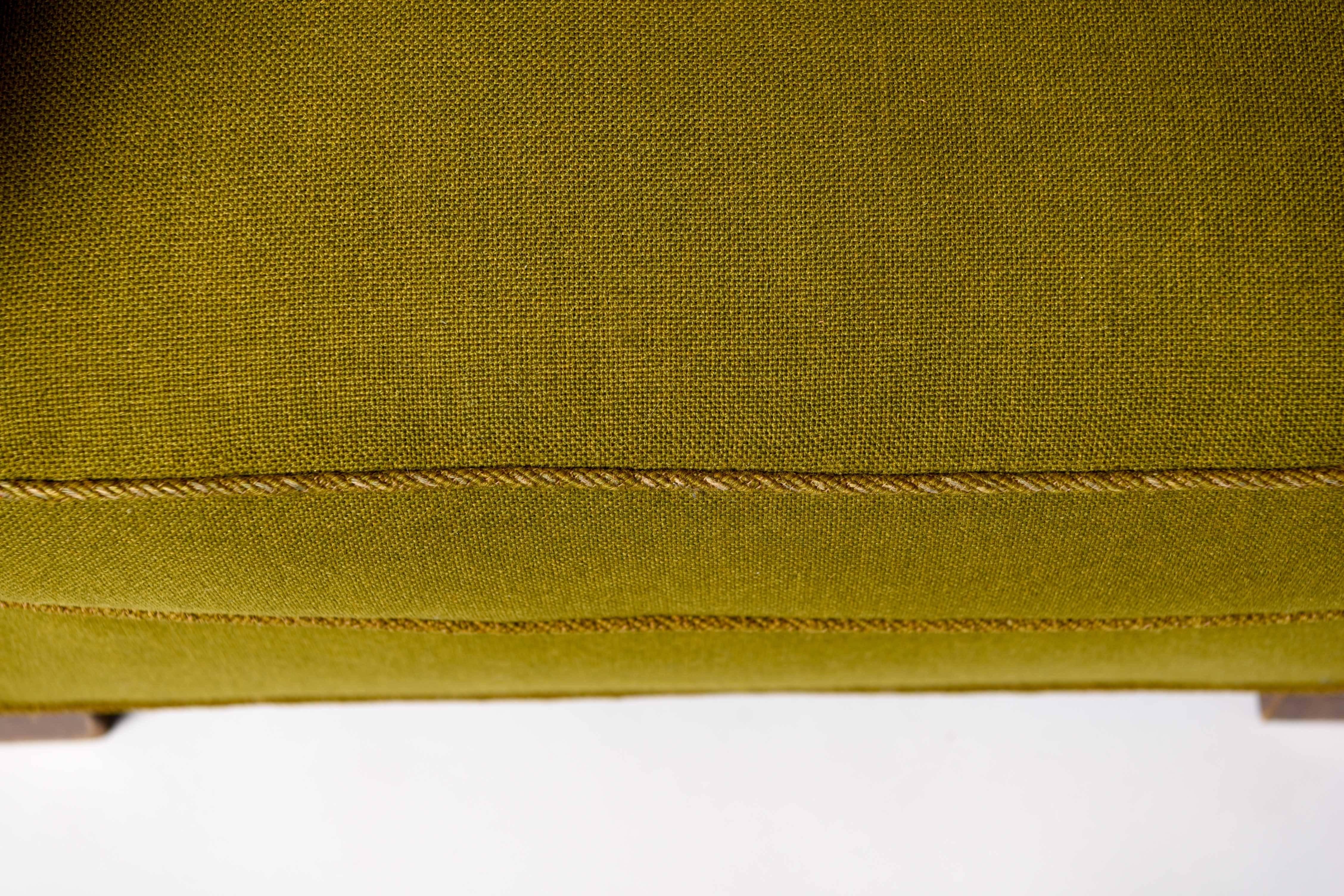 1942 Fritz Hansen Model 1672 Wing Back Chair in Original Green Wool Fabric 2