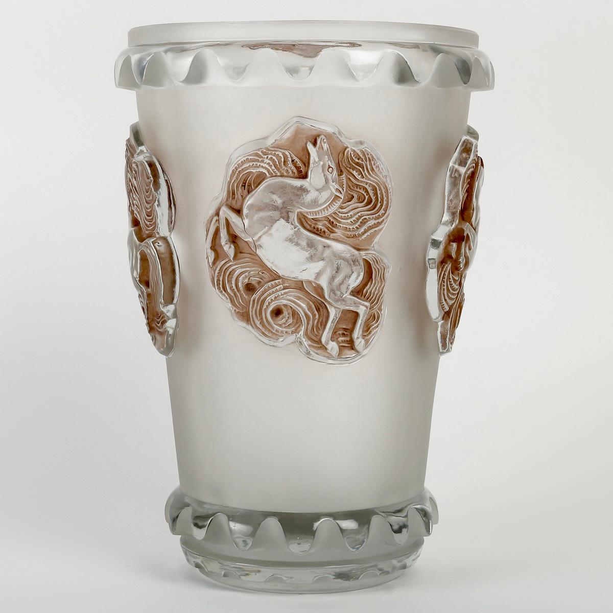 Art Deco 1942 Rene Lalique Vase Camargue Frosted Glass with Sepia Patina For Sale