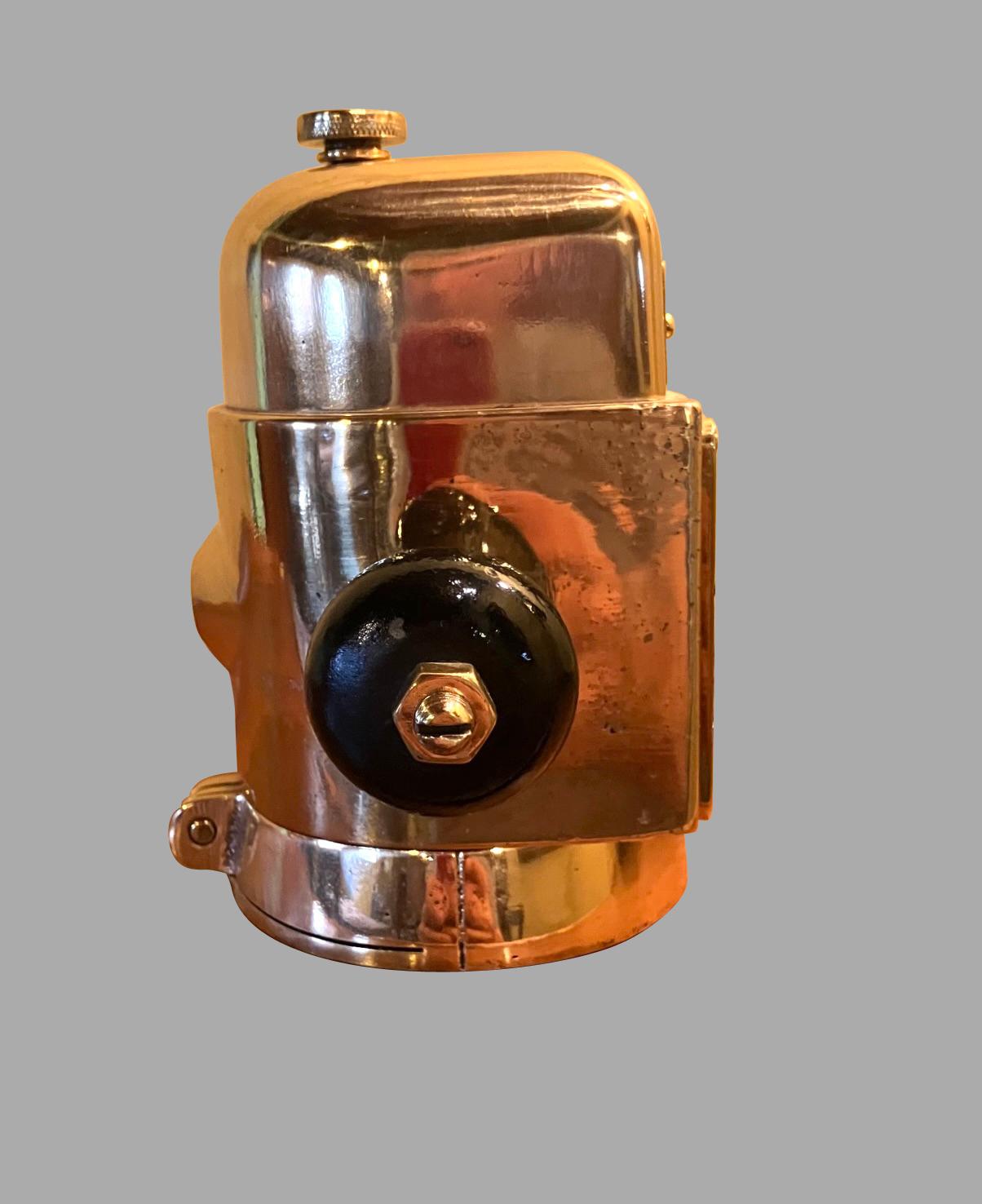 1942 U.S. Navy Bureau of Ships Boussole montée par Longines Wittnauer Watch Co. en vente 1