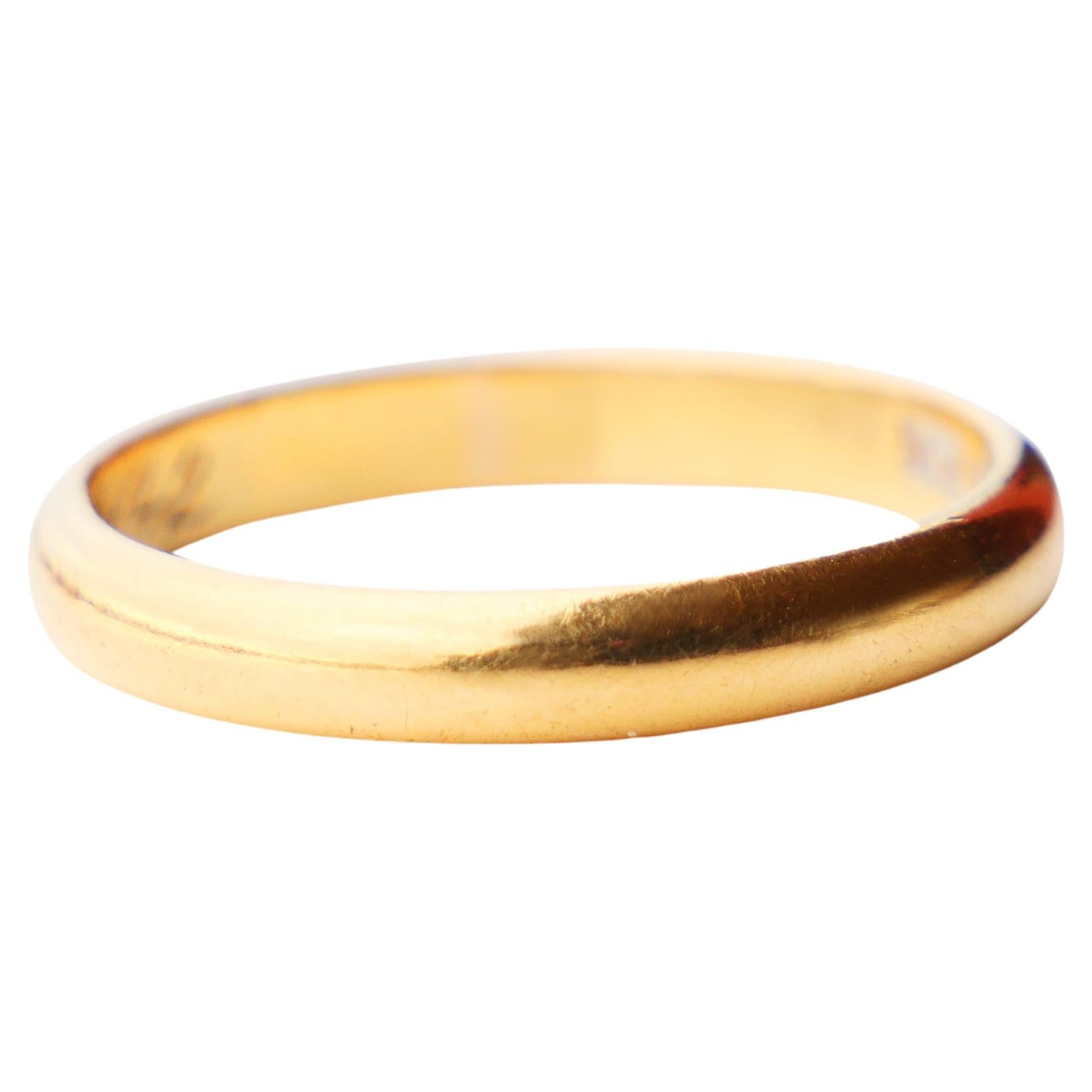1942 Wedding Ring Unisex solid 20K Gold Ø 8.75 US / 4.4gr For Sale
