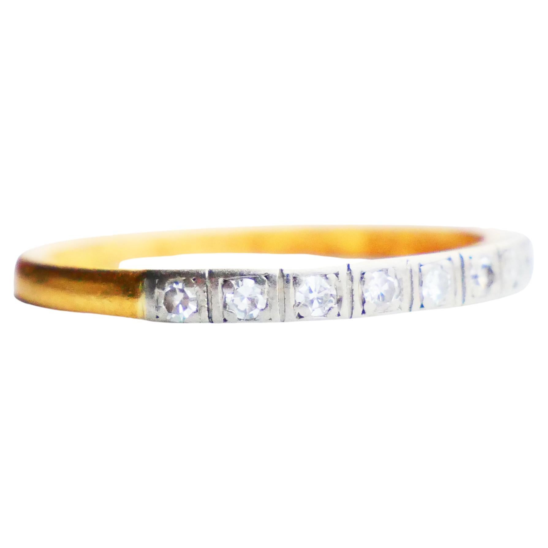 1943 Martine's Alliance Wedding Ring Diamonds solid 23K Gold Ø 7.25 US/2.4gr For Sale