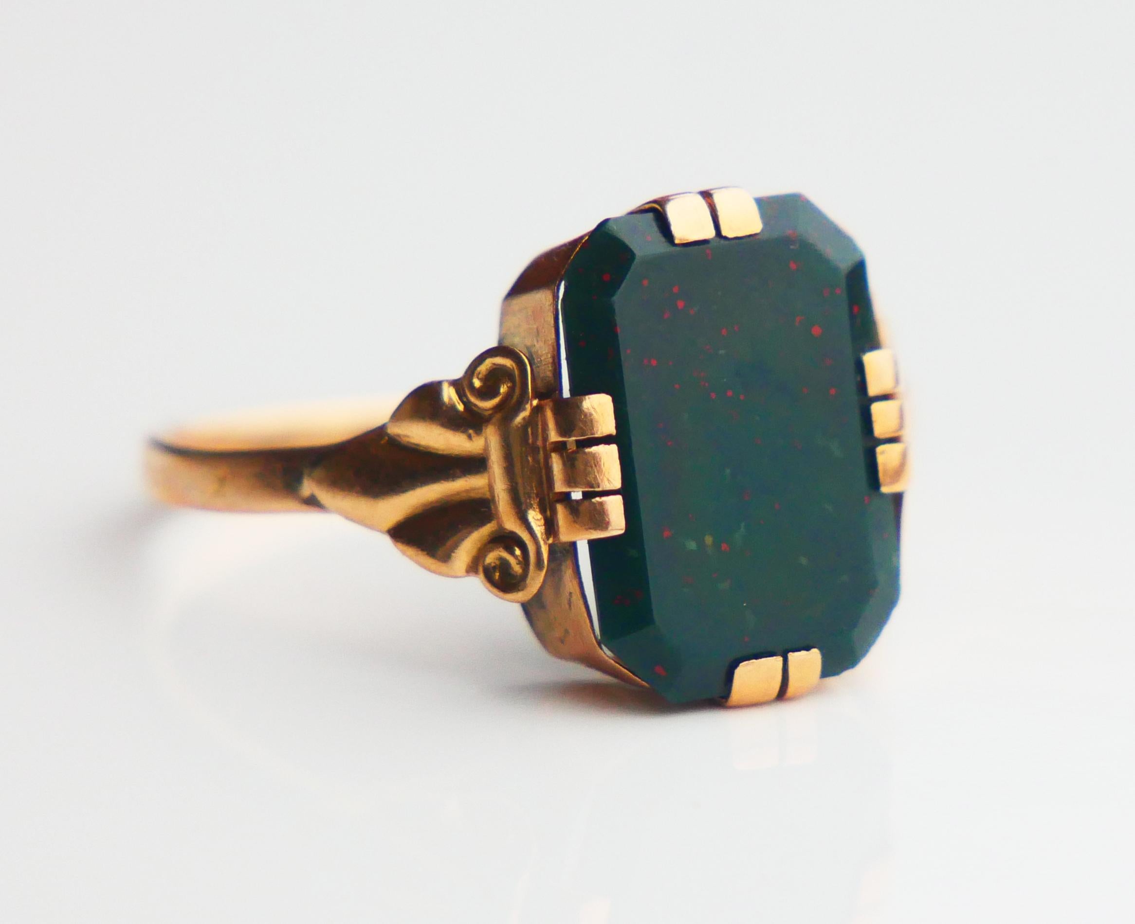 1943 Men Unisex Signet Ring 6ct. Blood stone solid 18K Gold ØUS 6.75 / 2.2gr For Sale 6