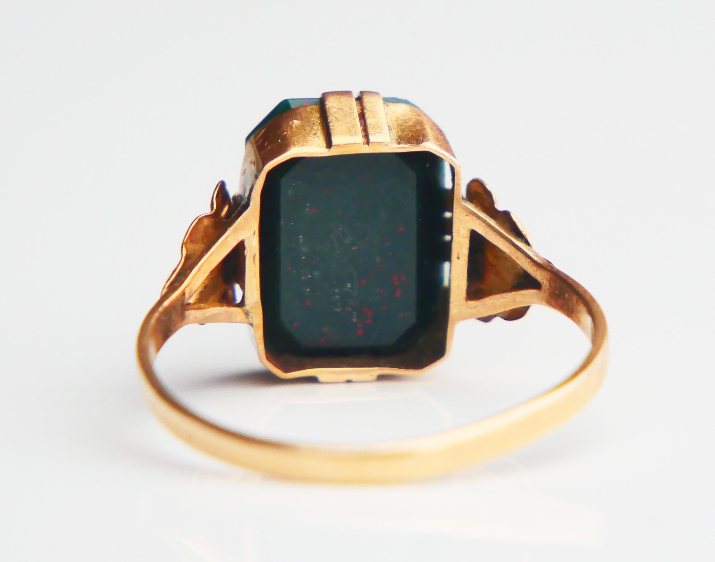 1943 Men Unisex Signet Ring 6ct. Blood stone solid 18K Gold ØUS 6.75 / 2.2gr For Sale 9