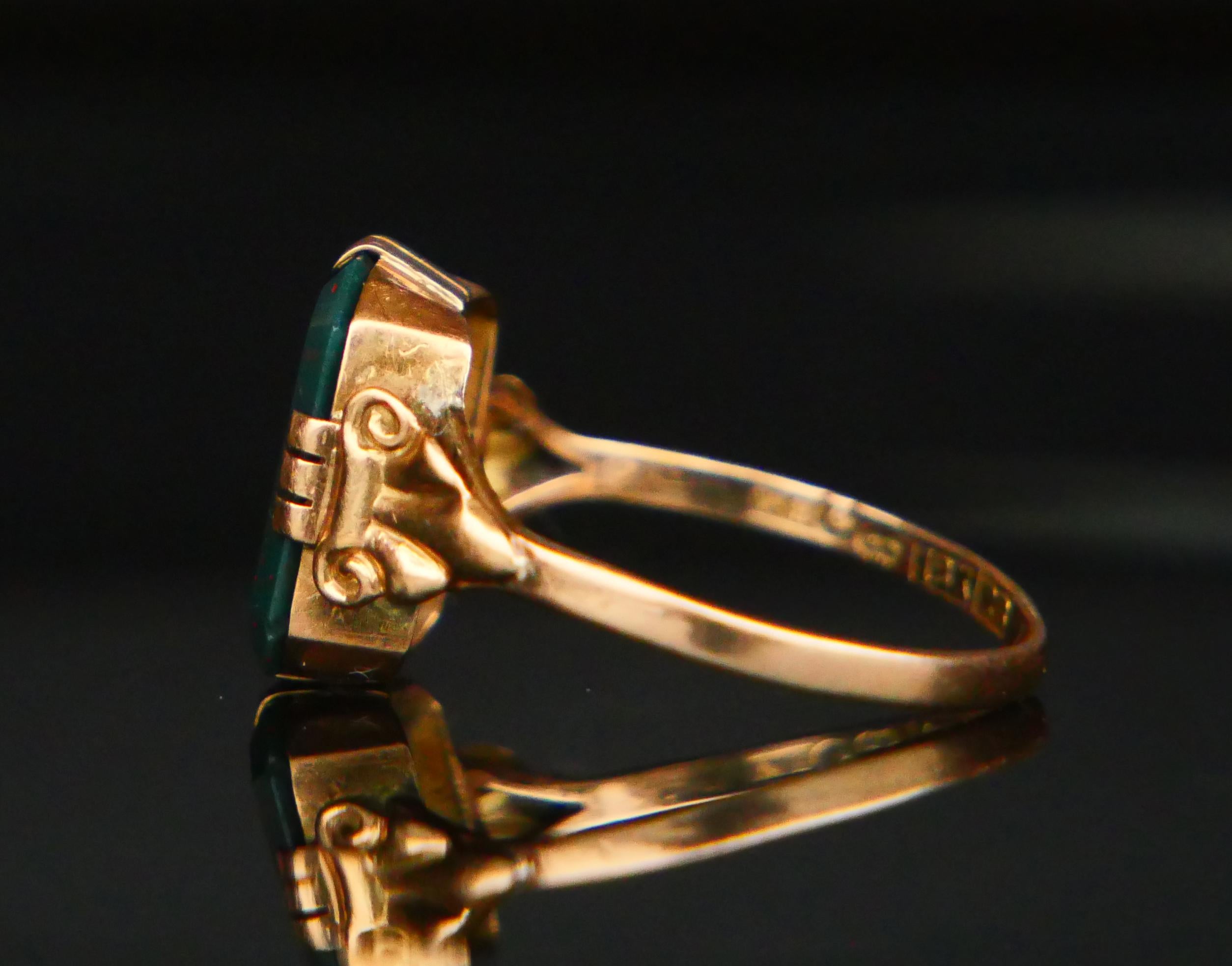 1943 Men Unisex Signet Ring 6ct. Blood stone solid 18K Gold ØUS 6.75 / 2.2gr For Sale 1
