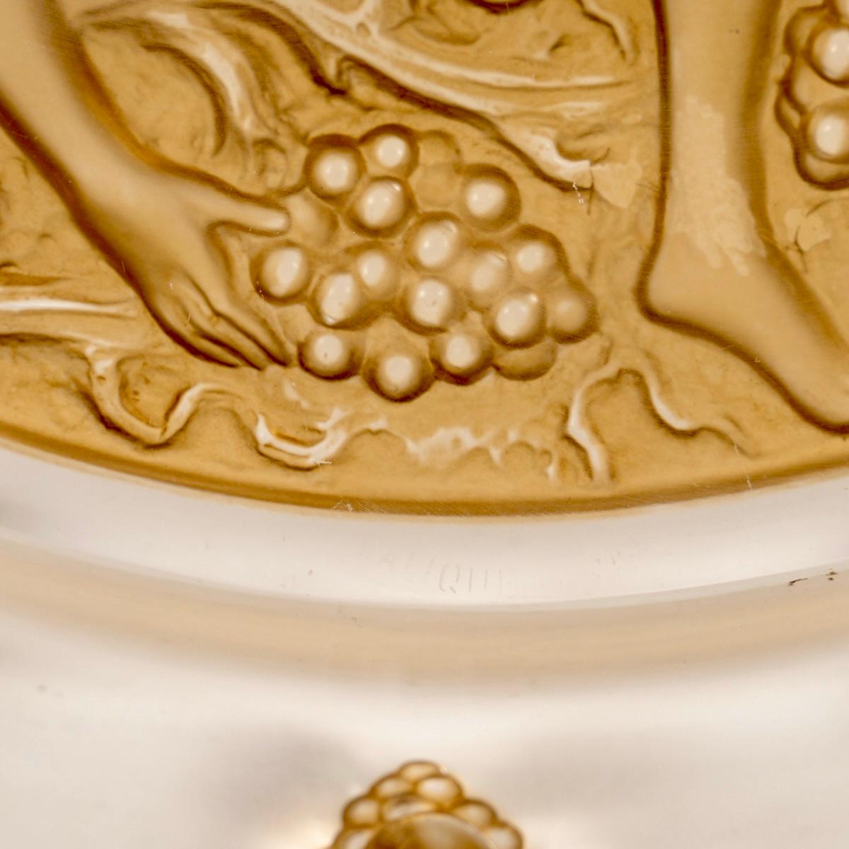 1943 René Lalique - Plato de cristal Cote d'Or con pátina sepia mediados del siglo XX