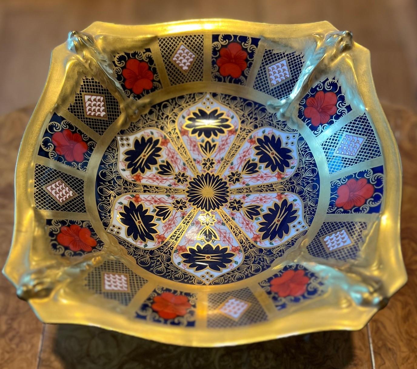 1943 Royal Crown Derby Antiguo Imari macizo de oro de 22 quilates con banda de delfín Centro de mesa Japonismo en venta