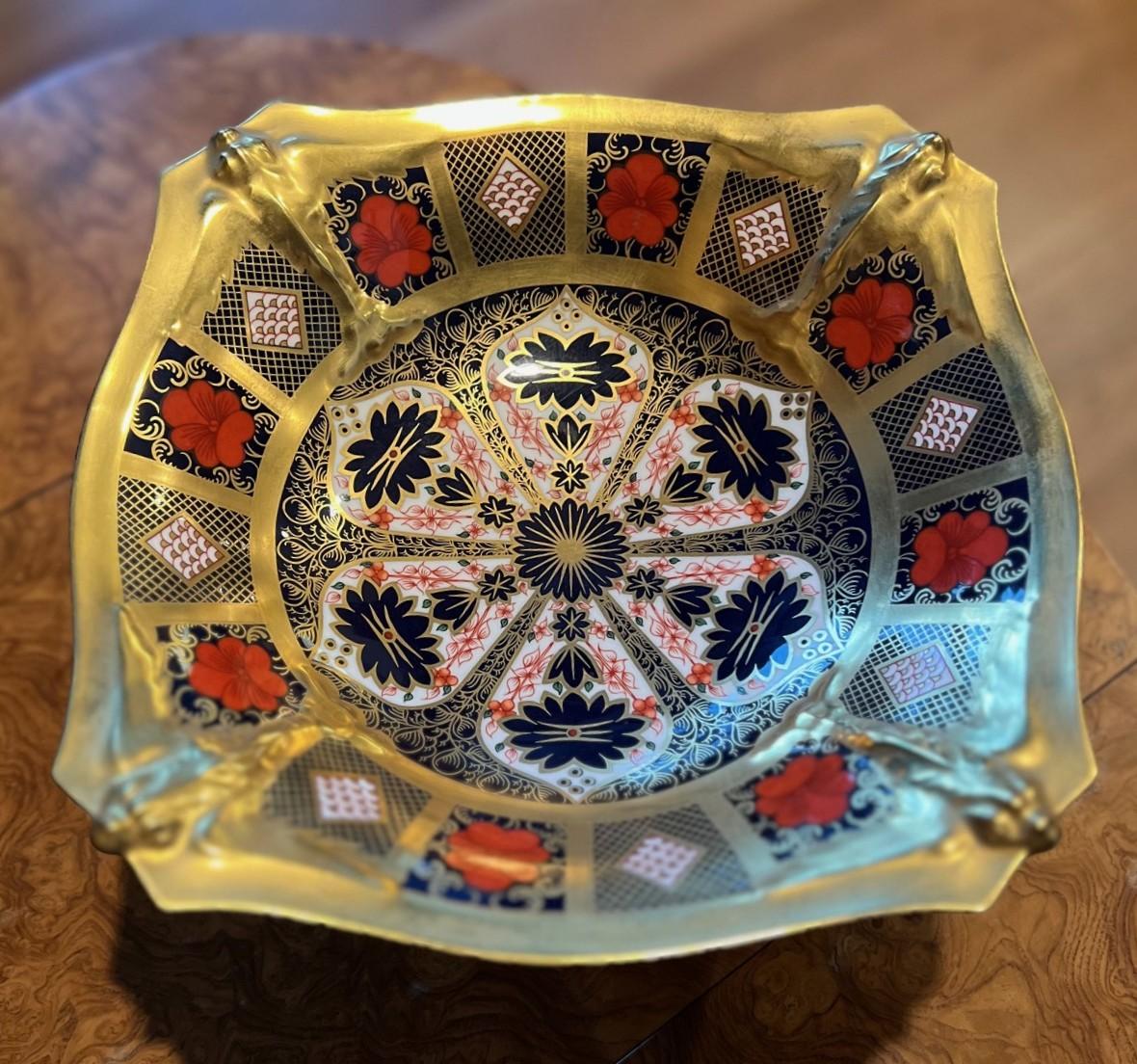 1943 Royal Crown Derby Antiguo Imari macizo de oro de 22 quilates con banda de delfín Centro de mesa Inglés en venta