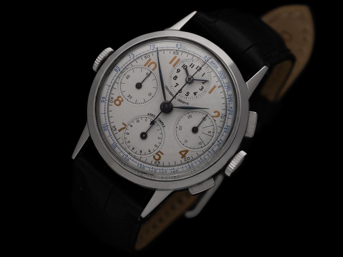 1944 Universal Geneve Aero-Compax Mens Vintage WWII Era Aviator's Watch - SS In Good Condition For Sale In Suwanee, GA