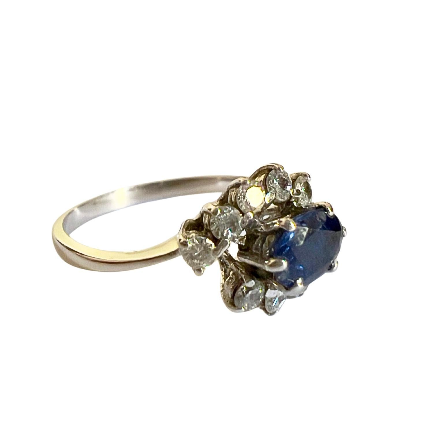 1945 Art Deco Stil  0,30 ct Diamanten & 0,50 ct Saphir  18k Gold Ring (Ovalschliff) im Angebot