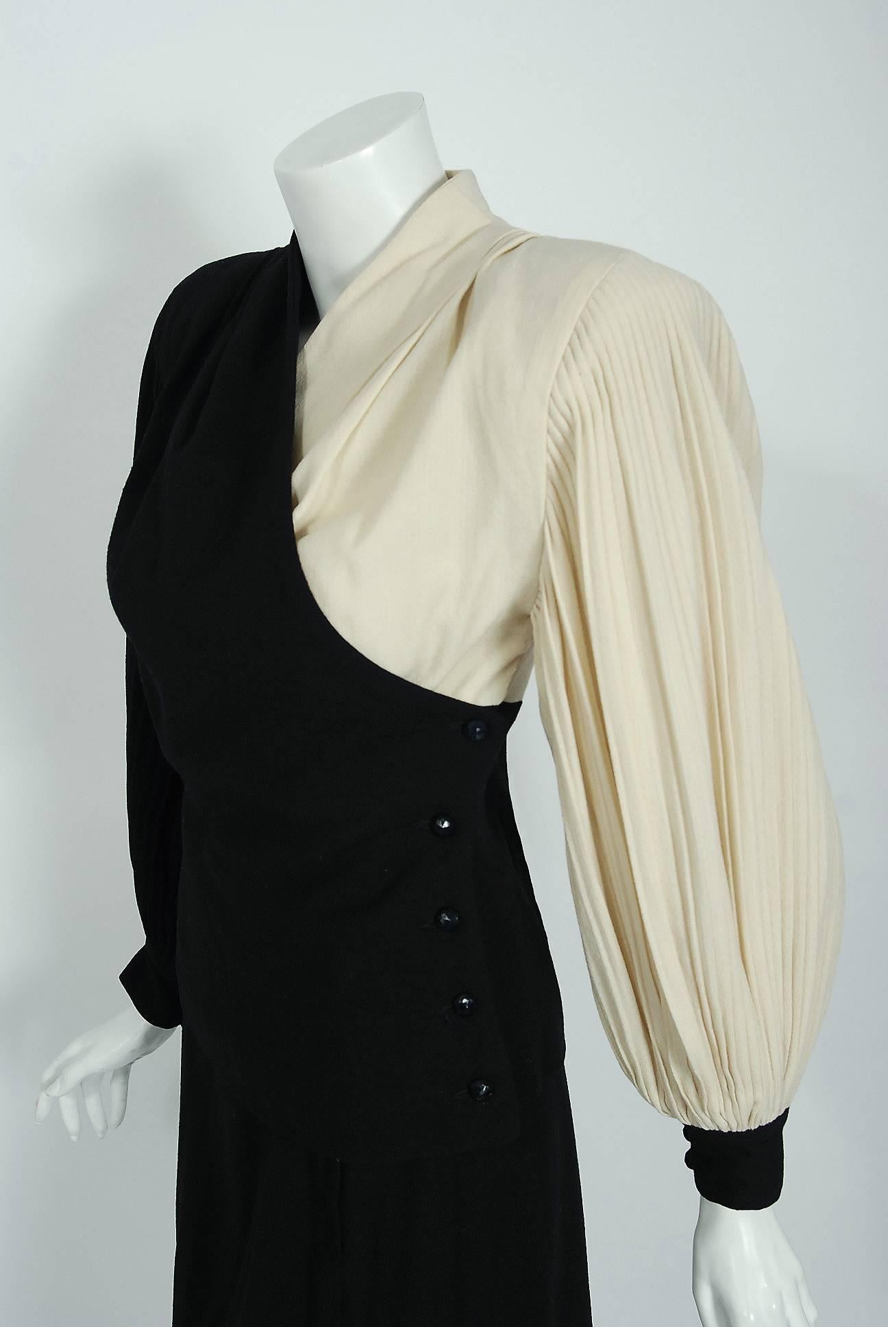 Women's 1945 Lilli-Ann Black and Ivory Block-Color Wool Crepe Pleated Jacket Skirt Suit 