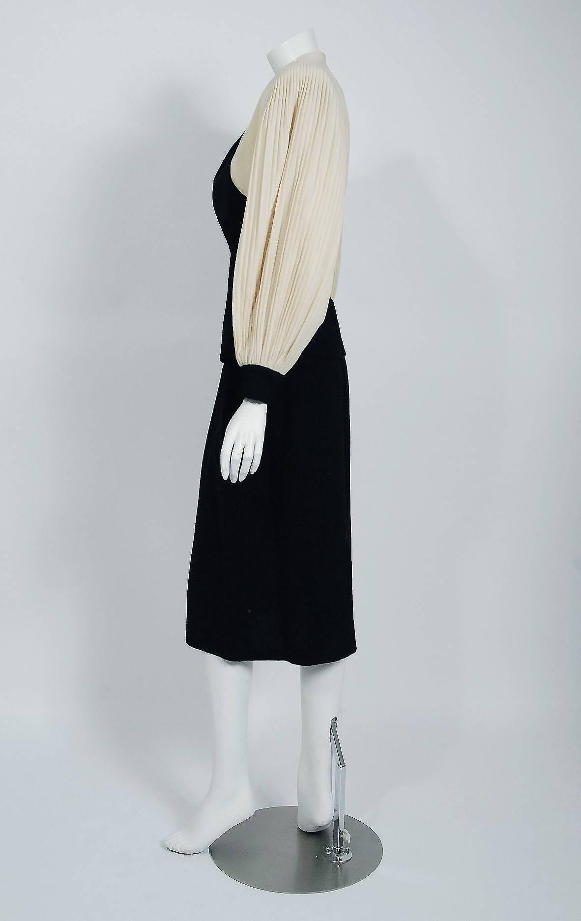 1945 Lilli-Ann Black and Ivory Block-Color Wool Crepe Pleated Jacket Skirt Suit  1