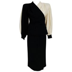 1945 Lilli-Ann Black and Ivory Block-Color Wool Crepe Pleated Jacket Skirt Suit