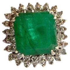 1945 Retro Style  3.40 ct Emerald 0.92 ct Diamonds Gold  Cluster Ring