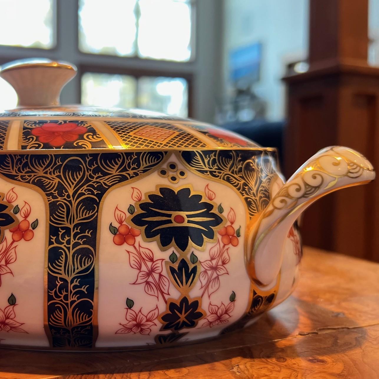 Plato para verduras con tapa de Imari Antiguo 1945 Royal Crown Derby Dorado en venta
