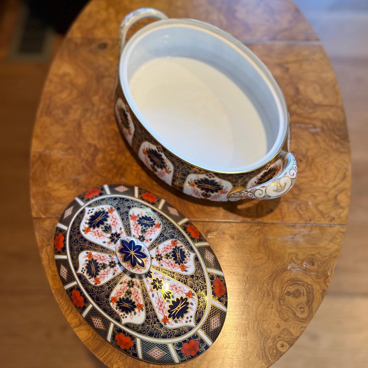 Plato para verduras con tapa de Imari Antiguo 1945 Royal Crown Derby en Bueno estado para la venta en Morristown, NJ