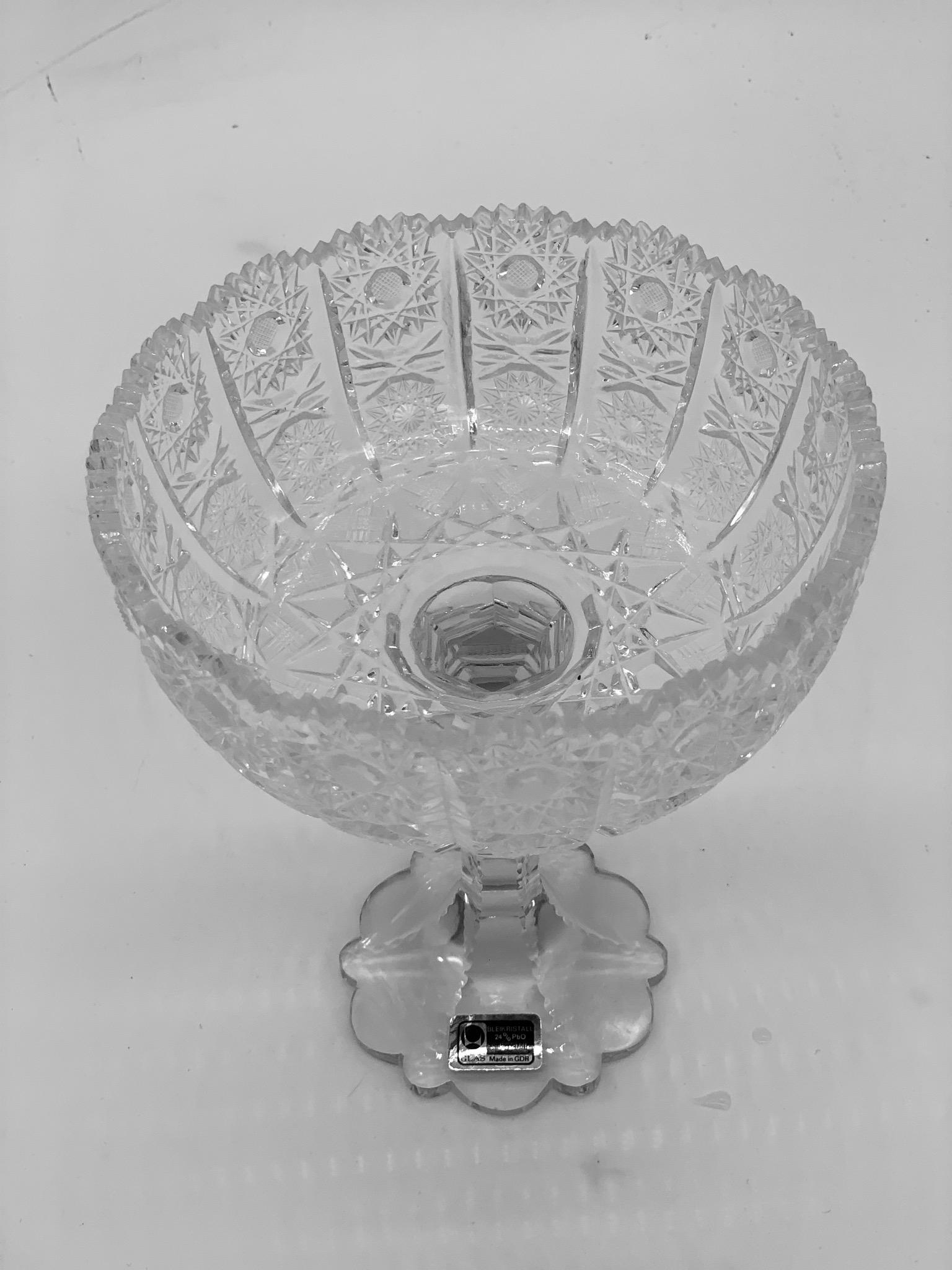 European 1945 Servebowl with Lead Crystal Cut Patterns For Sale