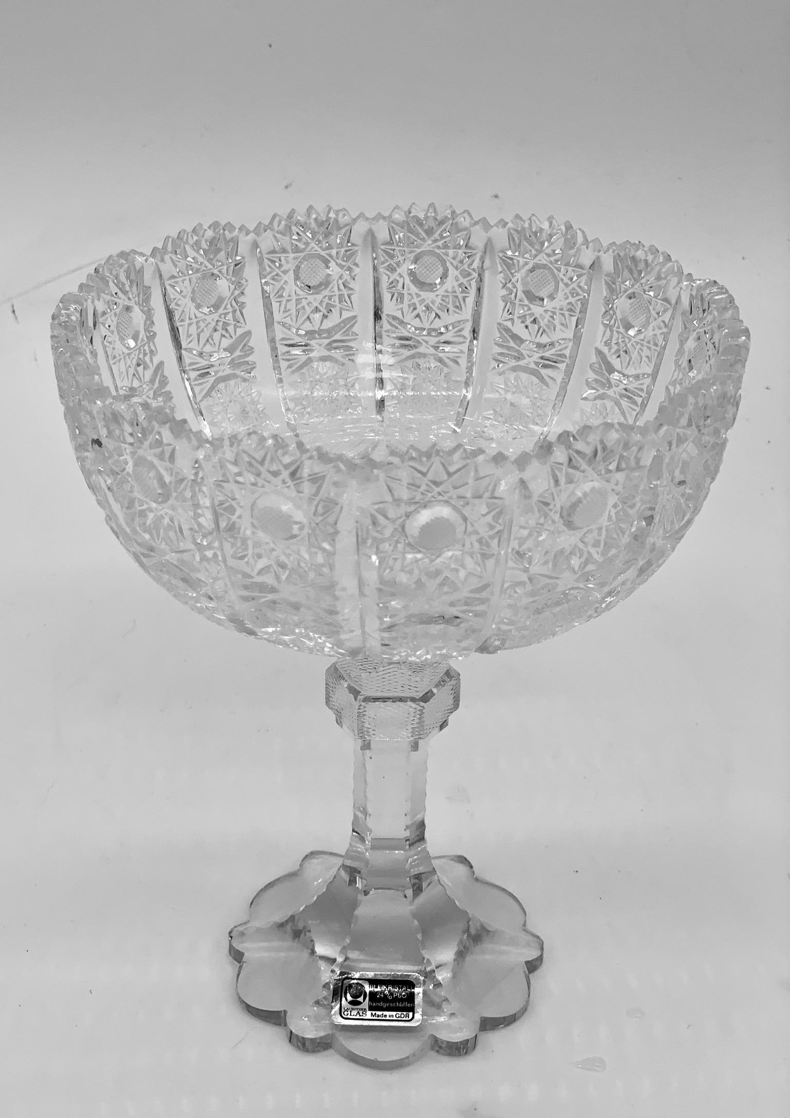 Mid-20th Century 1945 Servebowl with Lead Crystal Cut Patterns For Sale