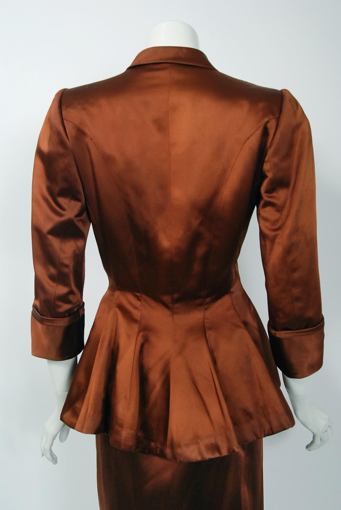 1946 Balenciaga Haute-Couture Copper Satin Tailored Peplum Jacket and Skirt Suit In Good Condition In Beverly Hills, CA