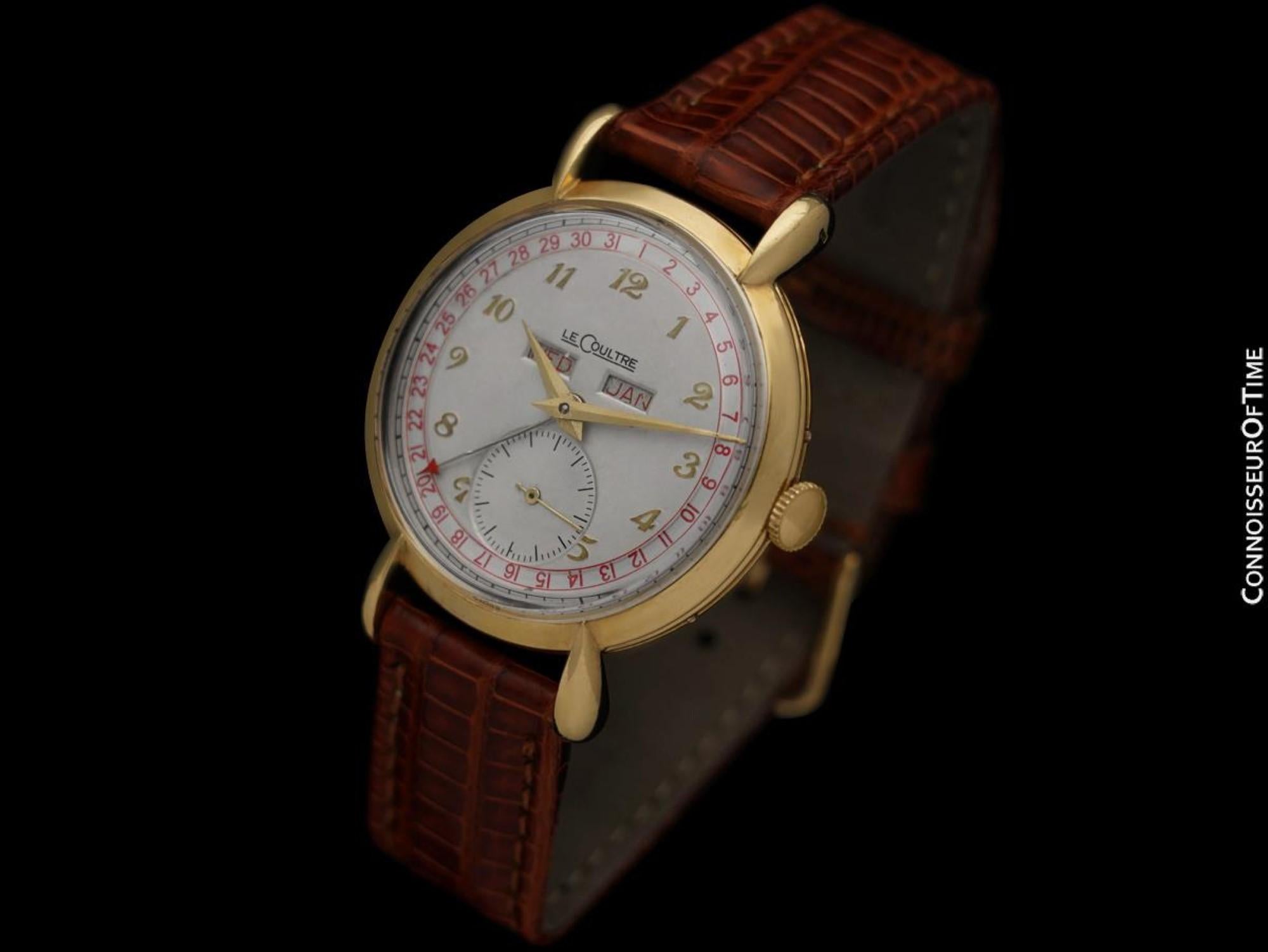 1946 Jaeger-LeCoultre Vintage Mens Triple Date Calendar Watch - 18K Gold In Good Condition For Sale In Suwanee, GA
