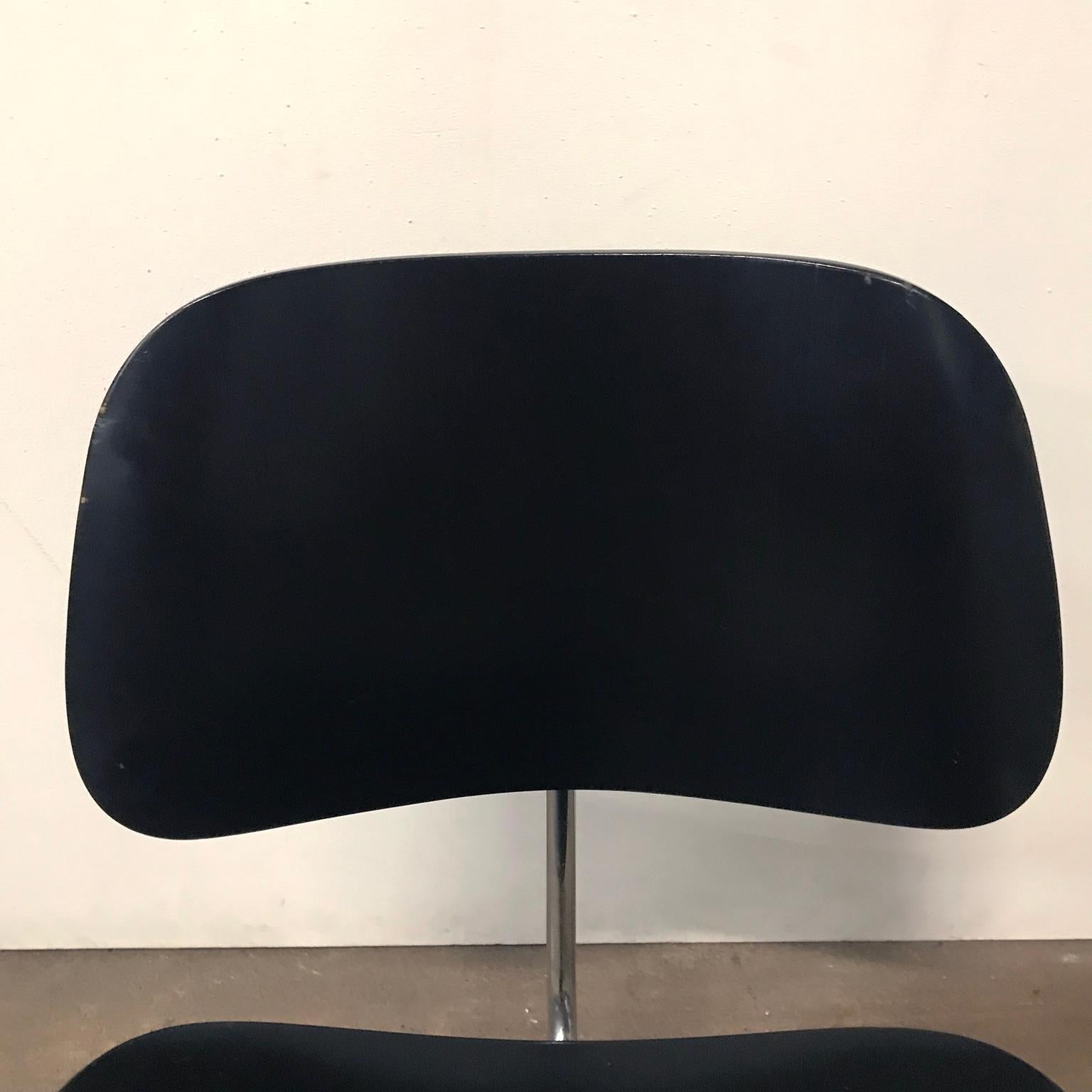 1946, Ray and Charles Eames for Vitra, Set of Six DCM Chairs in Black 3