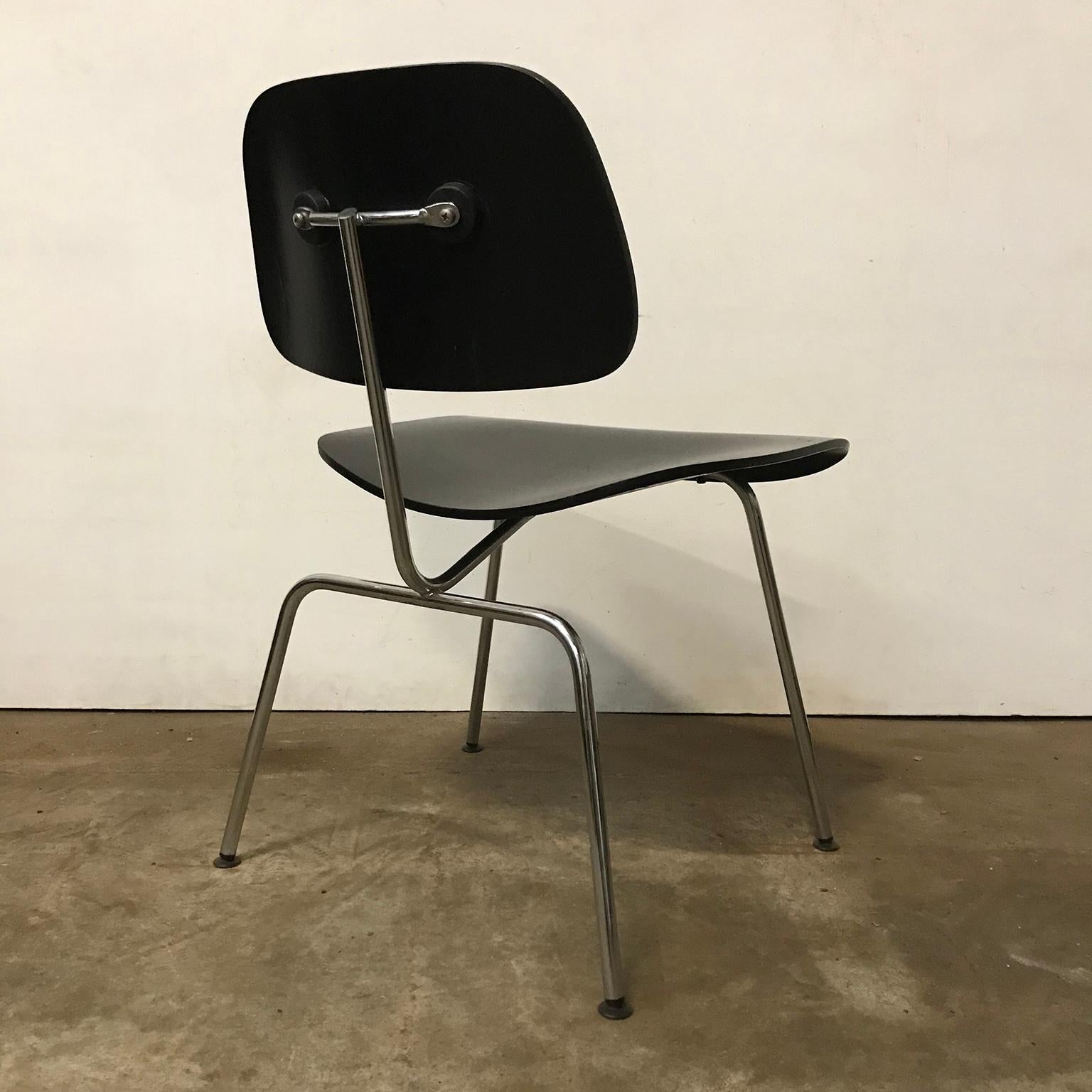 American 1946, Ray and Charles Eames for Herman Miller, Set of 4 DCM in Black Version