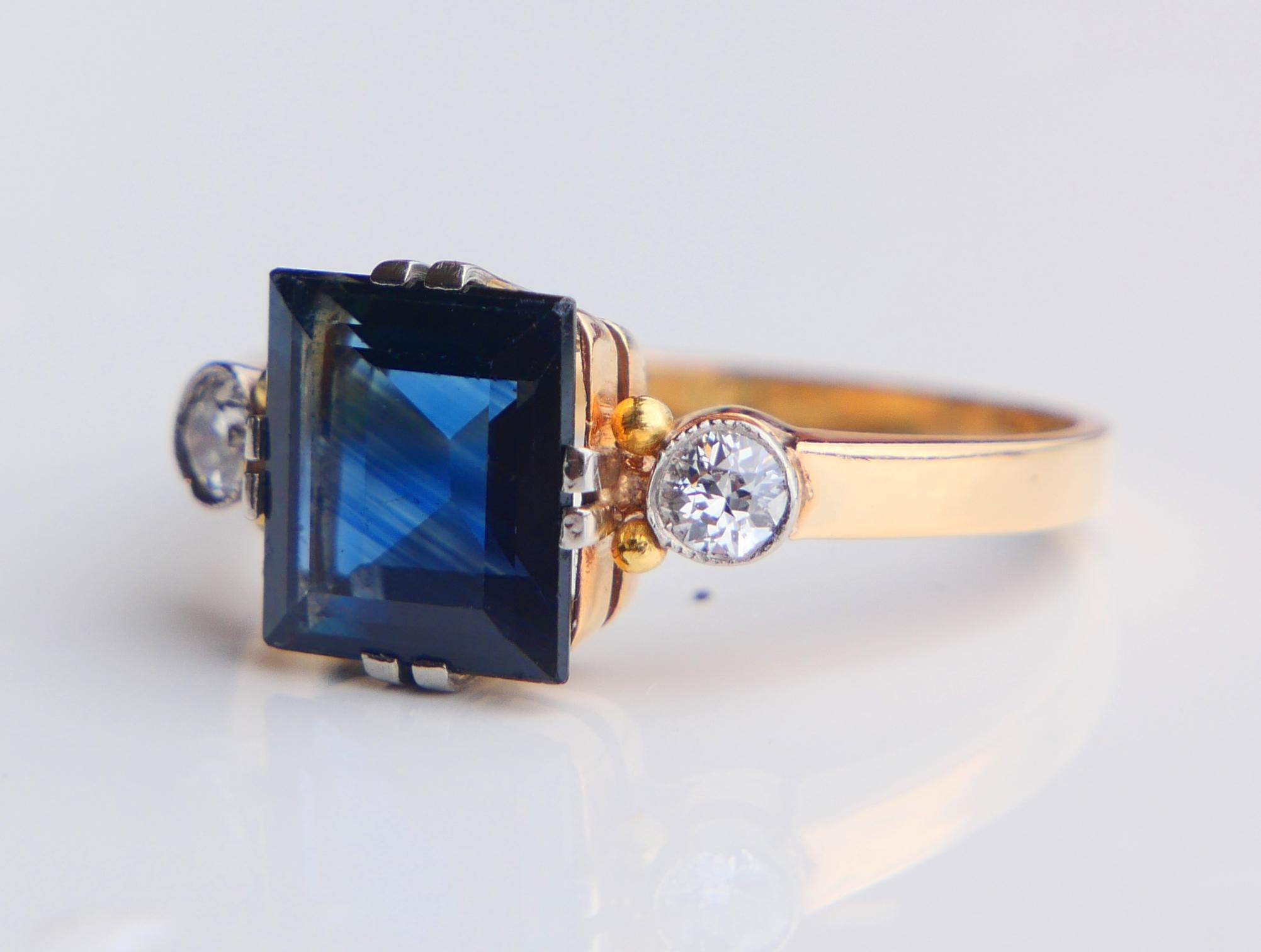 Octagon Cut 1946 Ring natural 2.25ct. Sapphire 0.2ctw Diamonds 18K Gold ØUS5.75 /2.8gr For Sale
