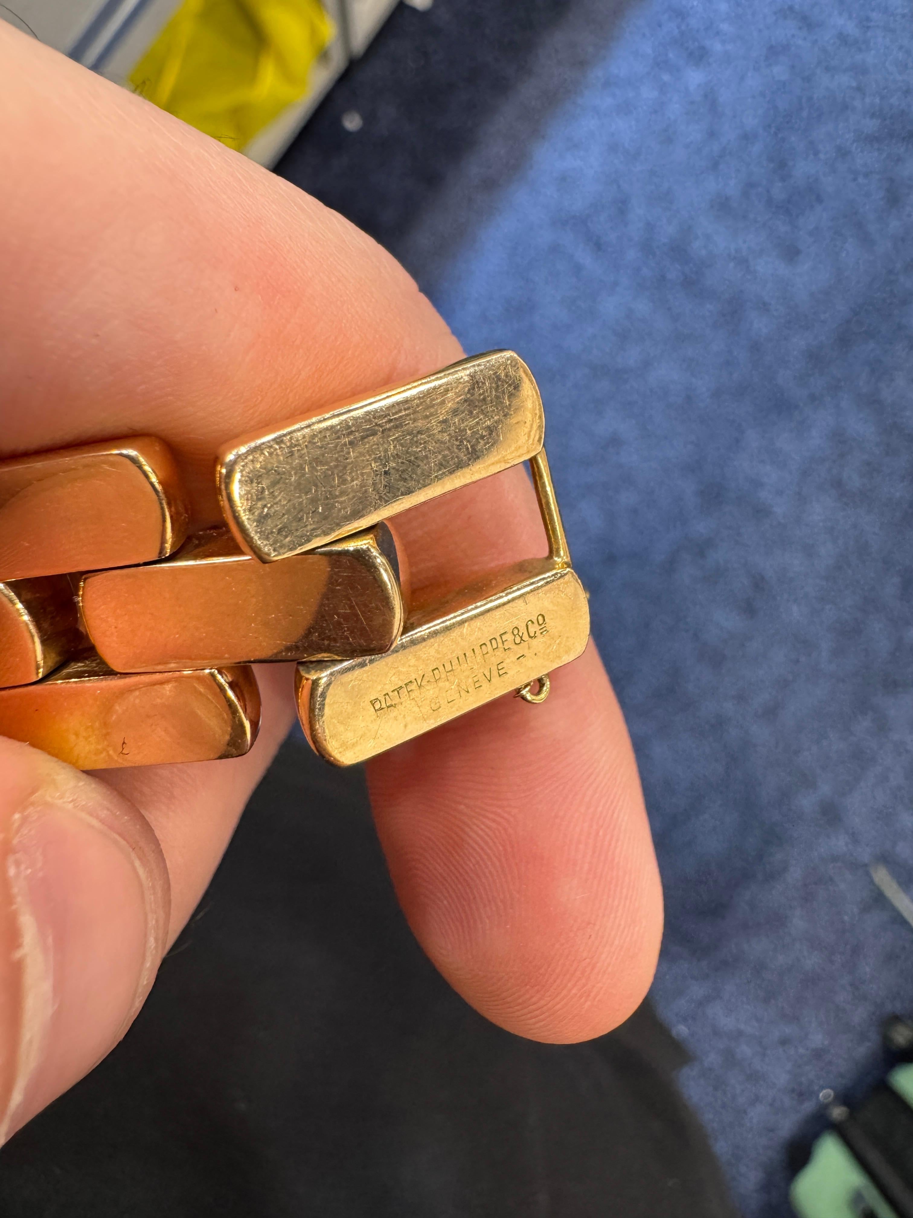 1946 Yellow Gold Patek Philippe Ref: 2095 For Sale 1