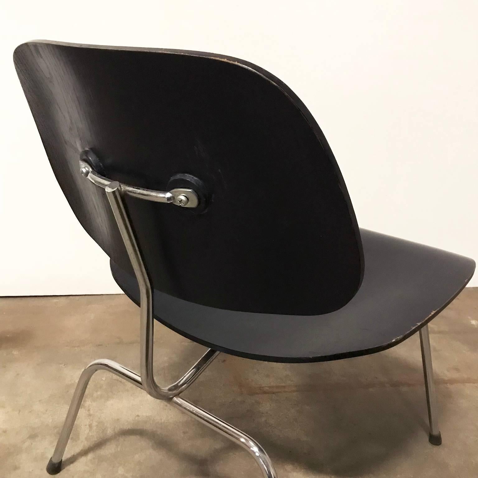 Mid-20th Century 1946, Ray & Charles Eames for Herman Miller, Black LCM Chair