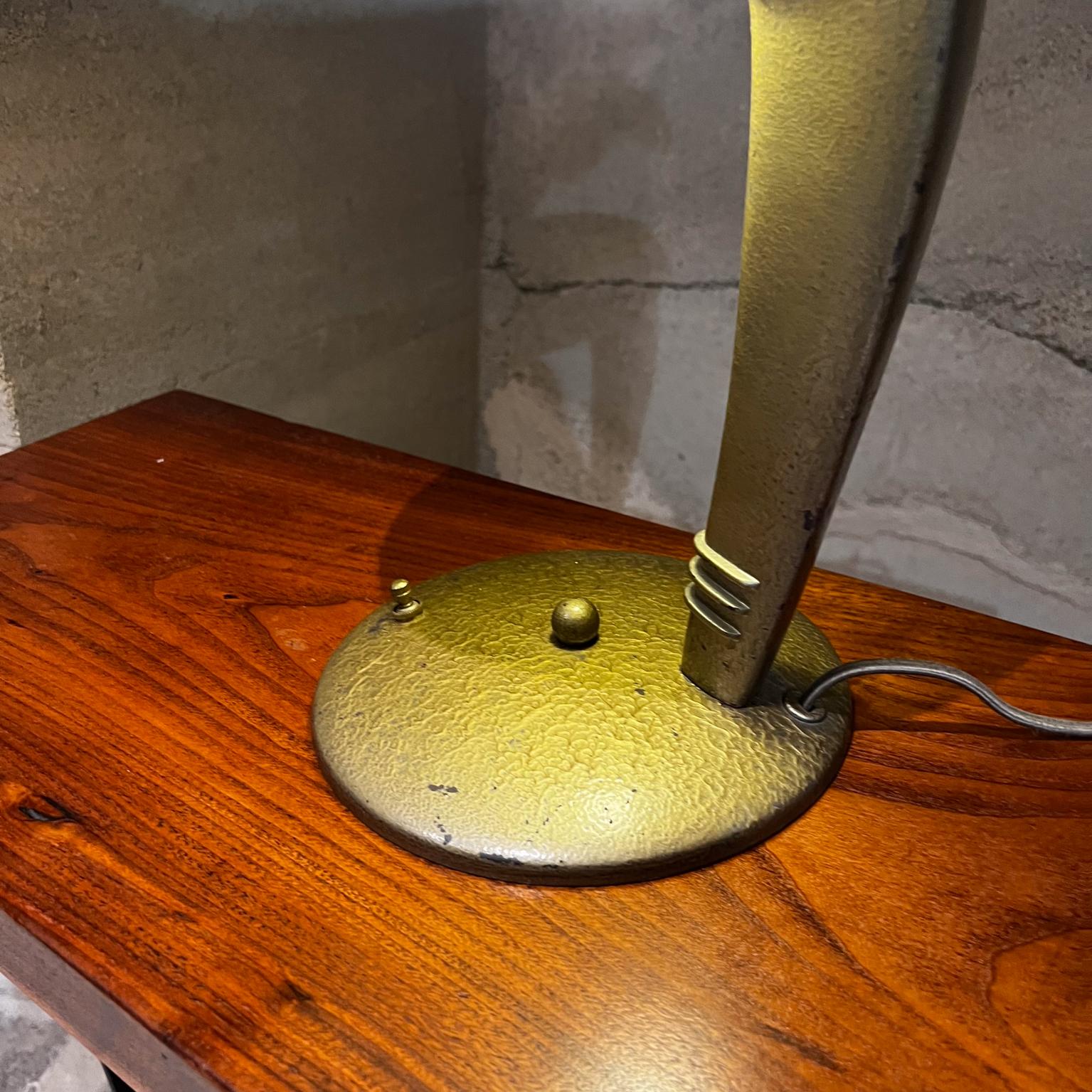 1947 Antique Gold Cobra Desk Lamp by Jean Otis Reinecke Faries In Good Condition For Sale In Chula Vista, CA