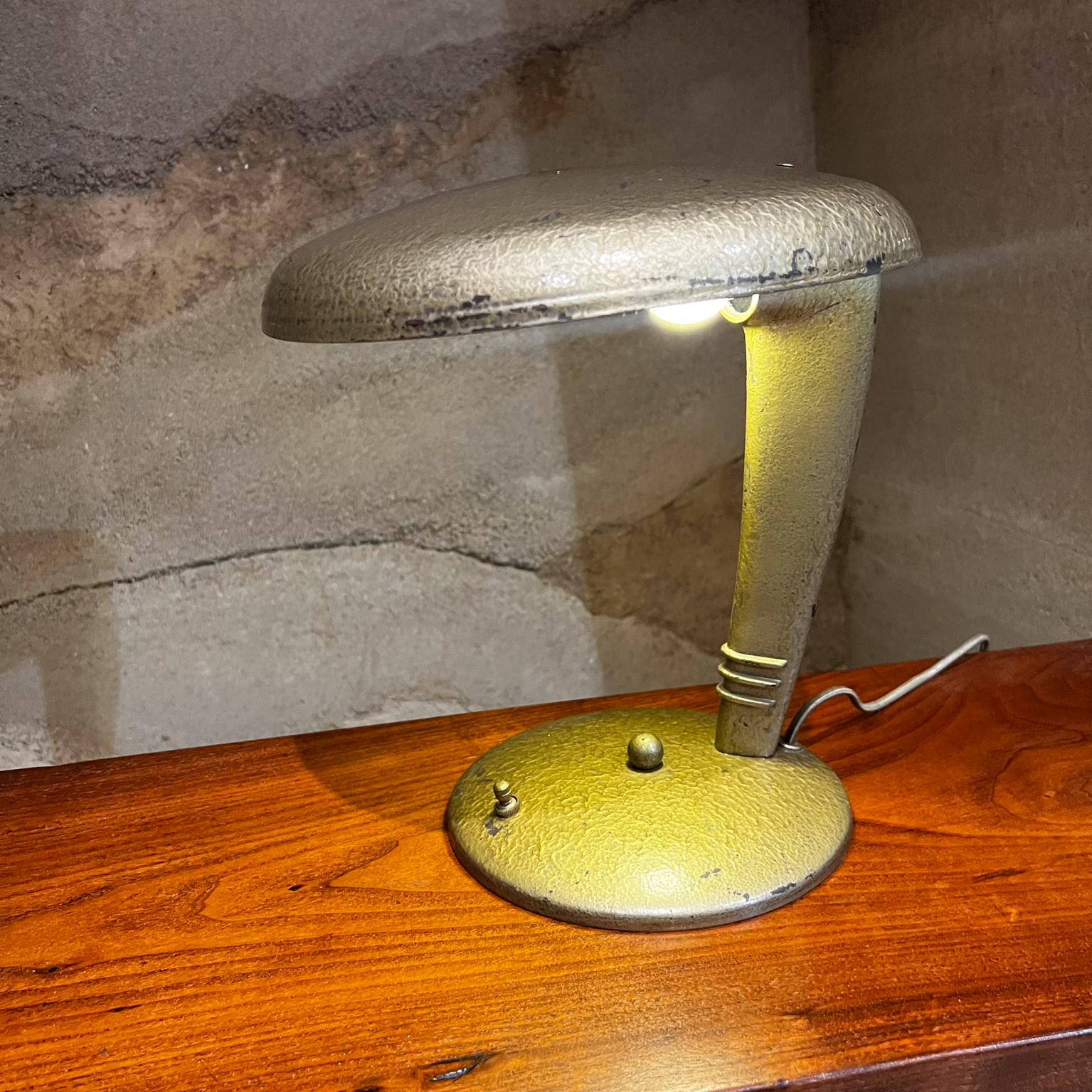 Metal 1947 Antique Gold Cobra Desk Lamp by Jean Otis Reinecke Faries For Sale