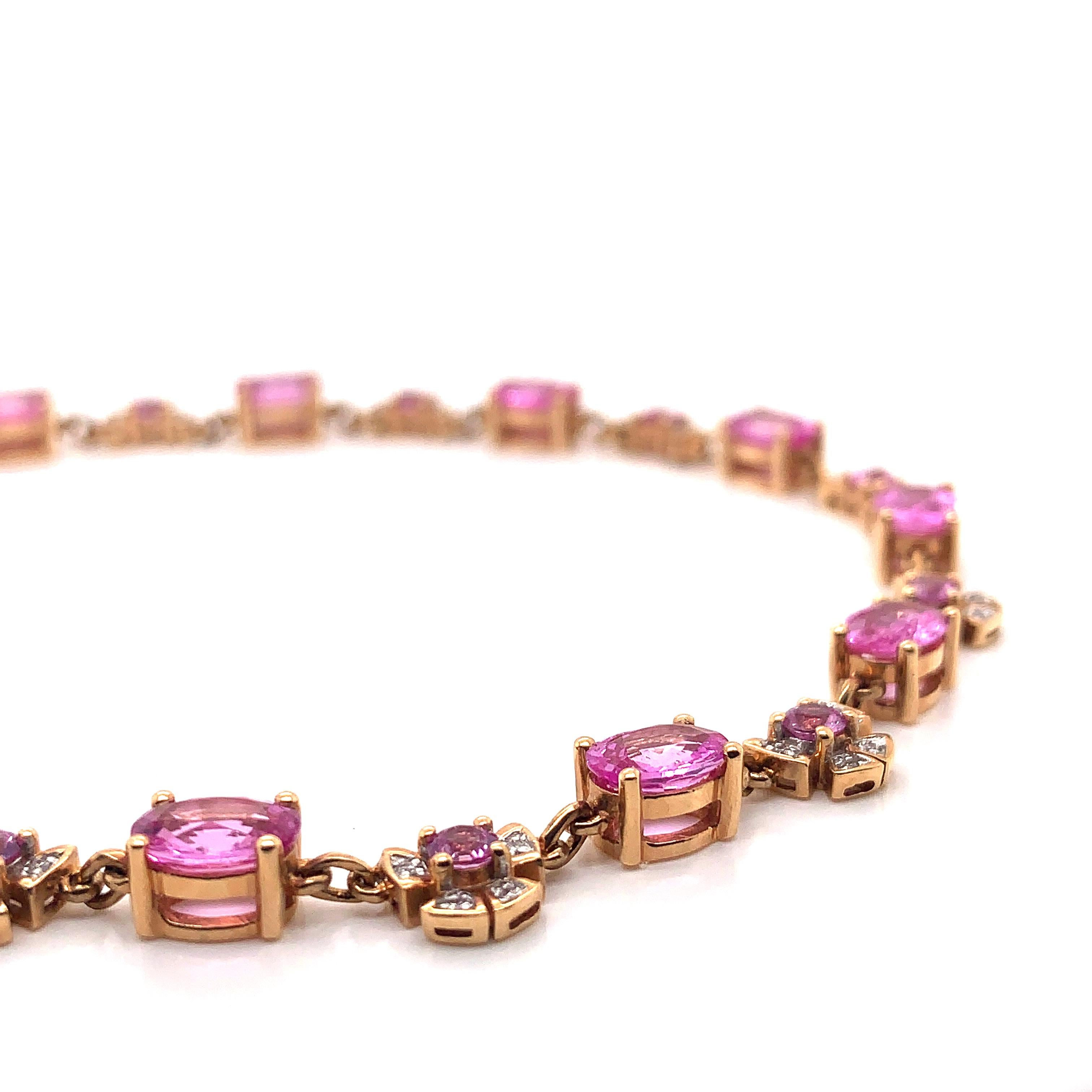 Oval Cut 19.47 Carat Pink Sapphire Necklace in 18 Karat Rose Gold with Diamonds