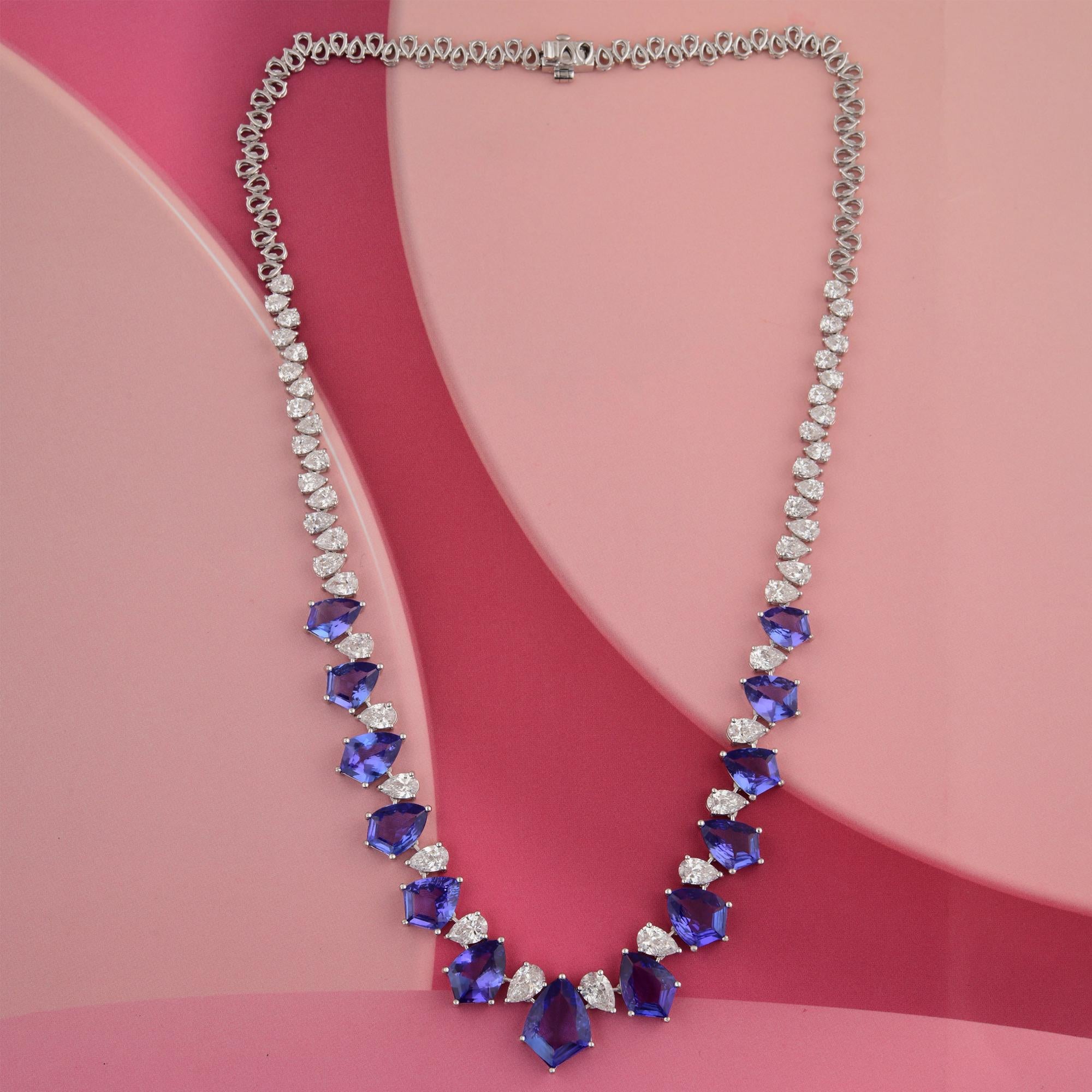 Pear Cut 19.47 Carat Tanzanite 9.05 Carat SI/H Pear Diamond Necklace 18 Karat White Gold For Sale