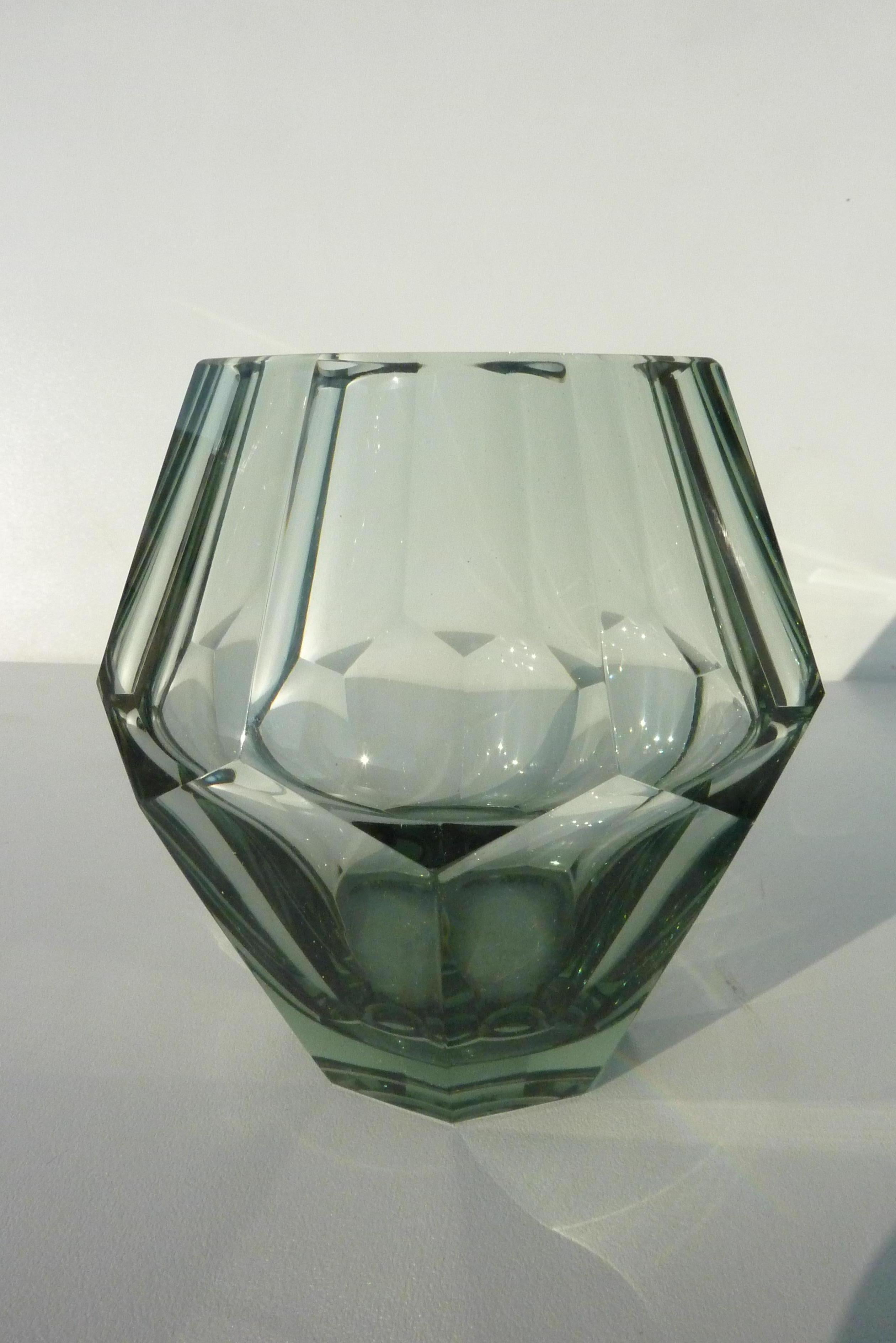 1947 Crystal Steelblue Octagonale Vase from Leerdam by Andries Dirk Copier In Good Condition For Sale In Groningen, NL