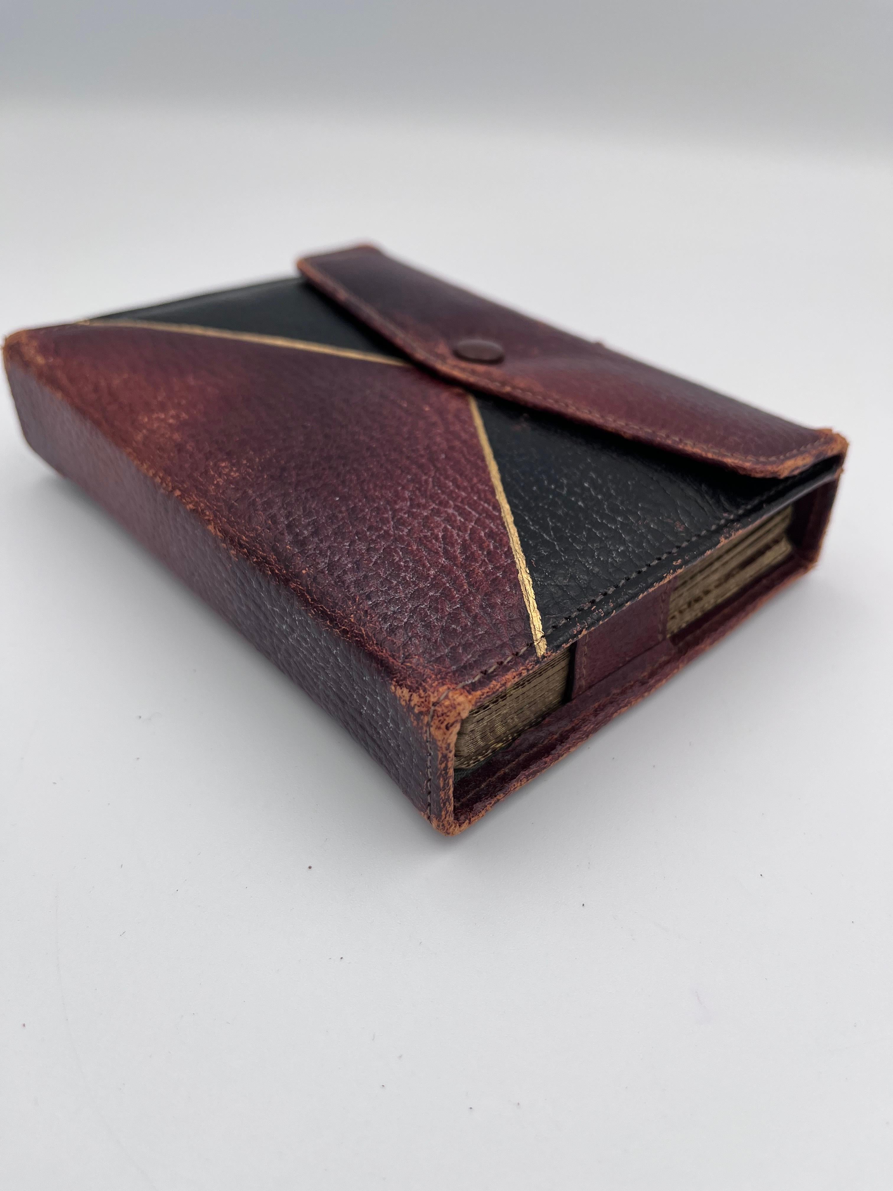 1947 Esquire Pin Up Zebra Cheetah Bridge Jeu de cartes de poker dans un étui en cuir en vente 9