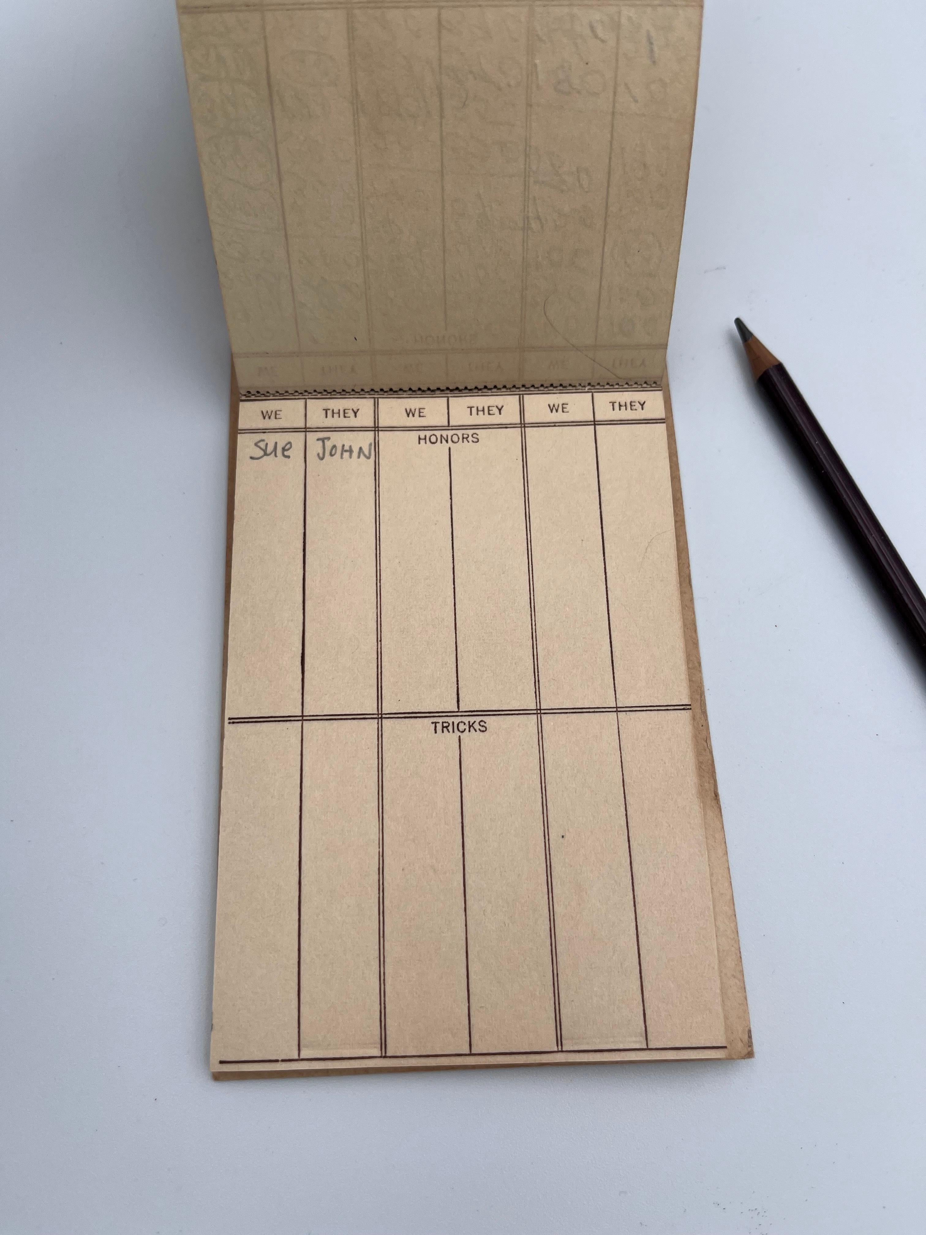 1947 Esquire Pin Up Zebra Cheetah Bridge Jeu de cartes de poker dans un étui en cuir en vente 2