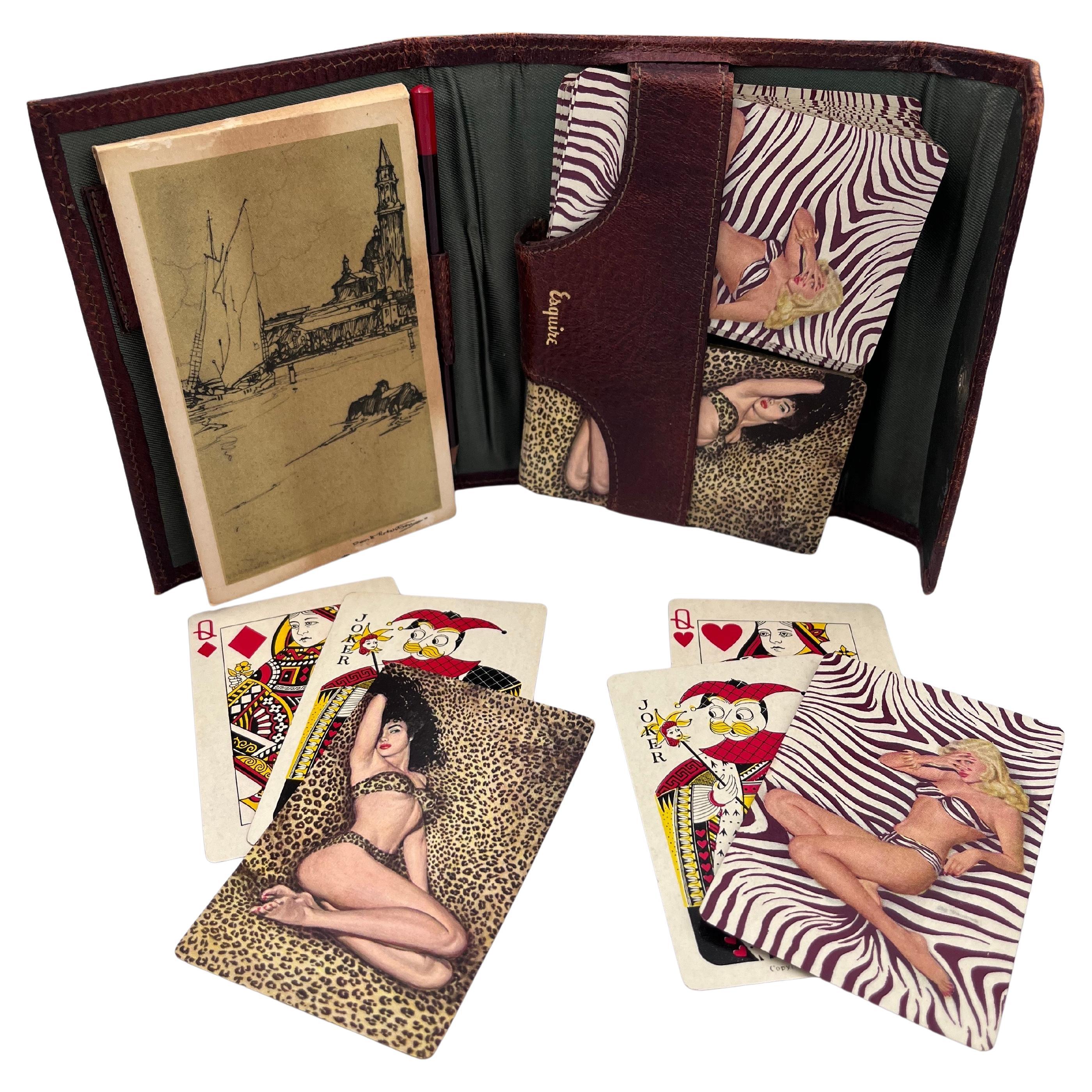 1947 Esquire Pin Up Zebra Cheetah Bridge Jeu de cartes de poker dans un étui en cuir en vente