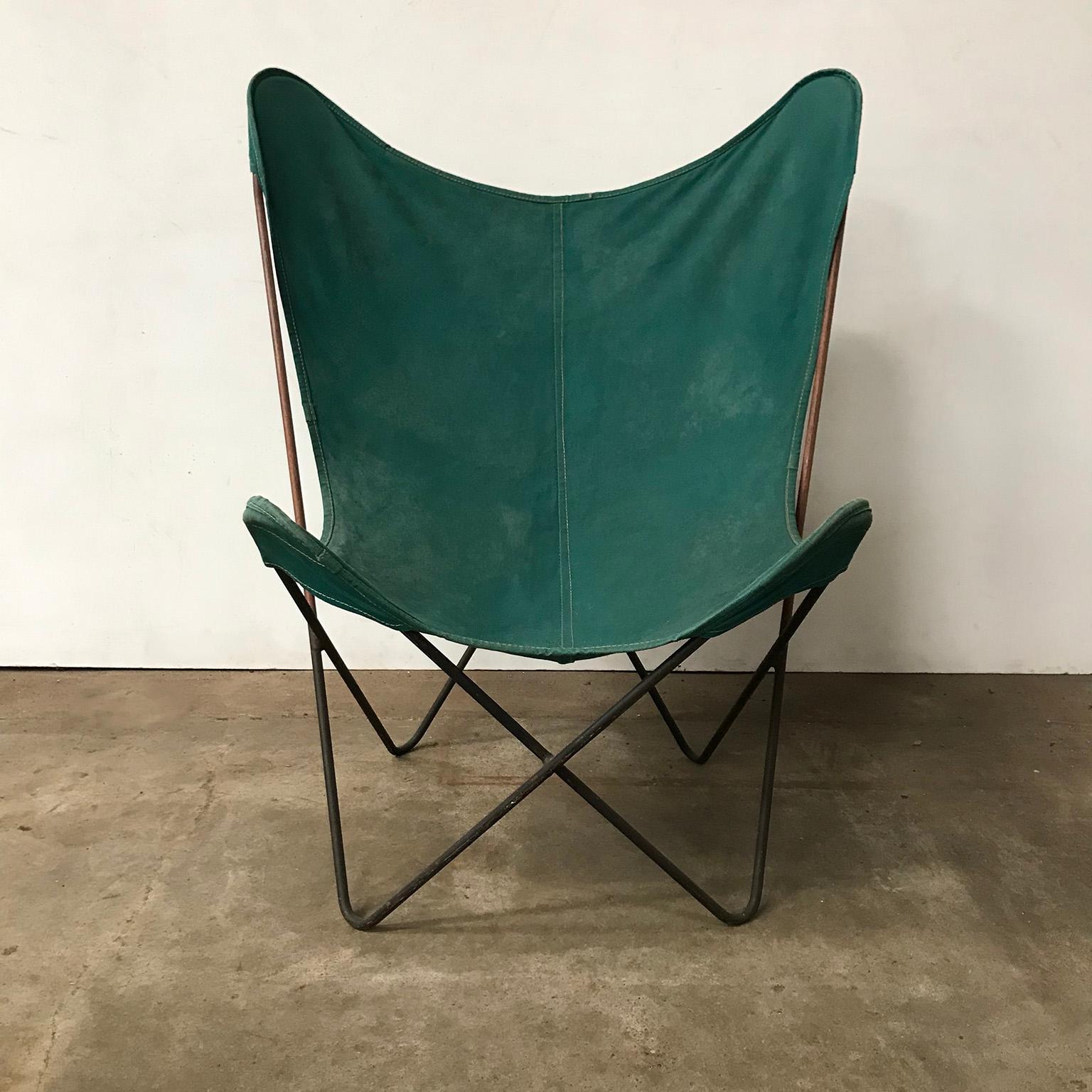 1947, Hardoy, Ferrari, Green Cover with Grey Base Butterfly Chair In Good Condition In Amsterdam IJMuiden, NL