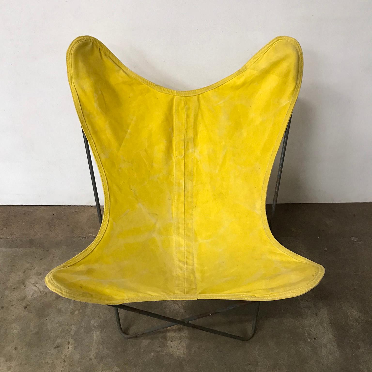 1947, Hardoy, Ferrari, Yellow Cover with Black Base Butterfly Chair 4