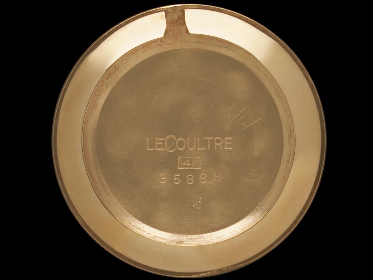 1947 Jaeger-LeCoultre Vintage Mens Midsize Watch, Beautiful Case - 14K Gold For Sale 4